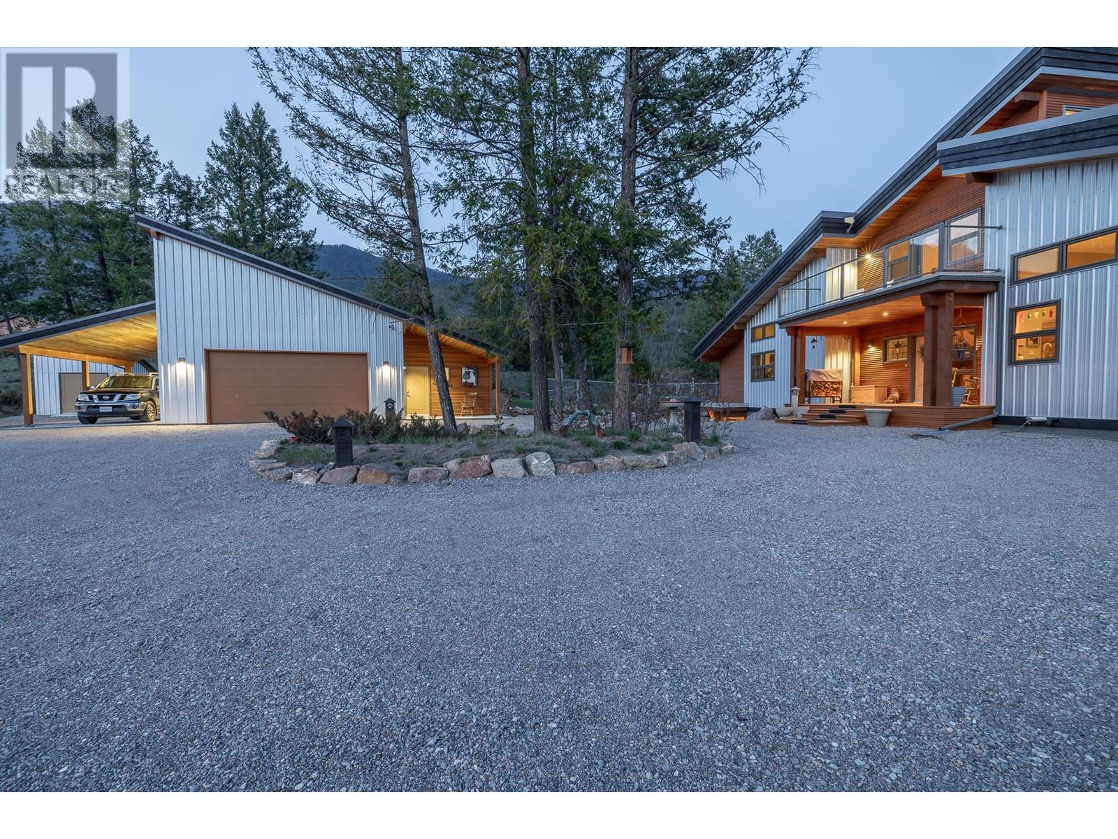 2400 Kootenay Rd No 3 Road Unit# 4, Invermere, British Columbia  V0B 2L2 - Photo 63 - 10345692