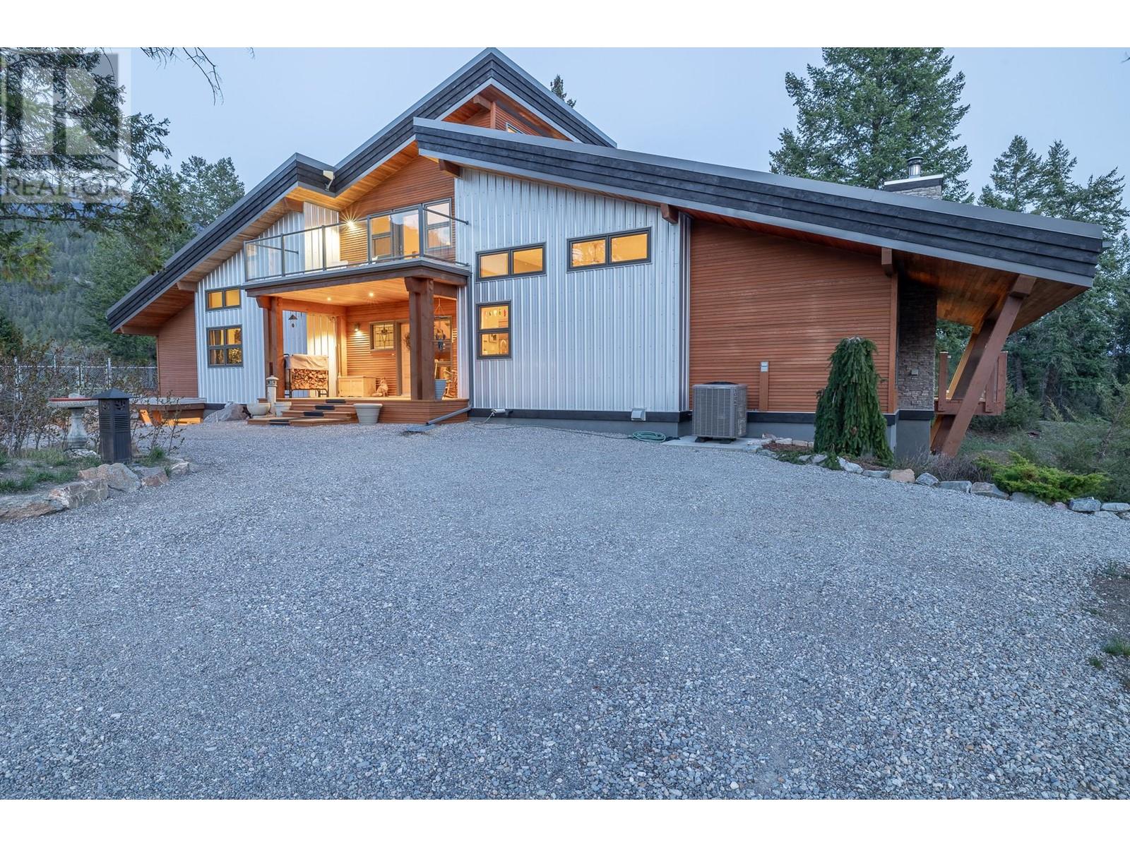2400 Kootenay Rd No 3 Road Unit# 4, Invermere, British Columbia  V0B 2L2 - Photo 64 - 10345692