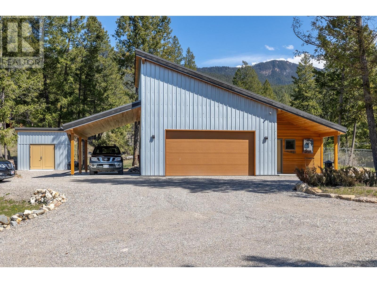 2400 Kootenay Rd No 3 Road Unit# 4, Invermere, British Columbia  V0B 2L2 - Photo 7 - 10345692