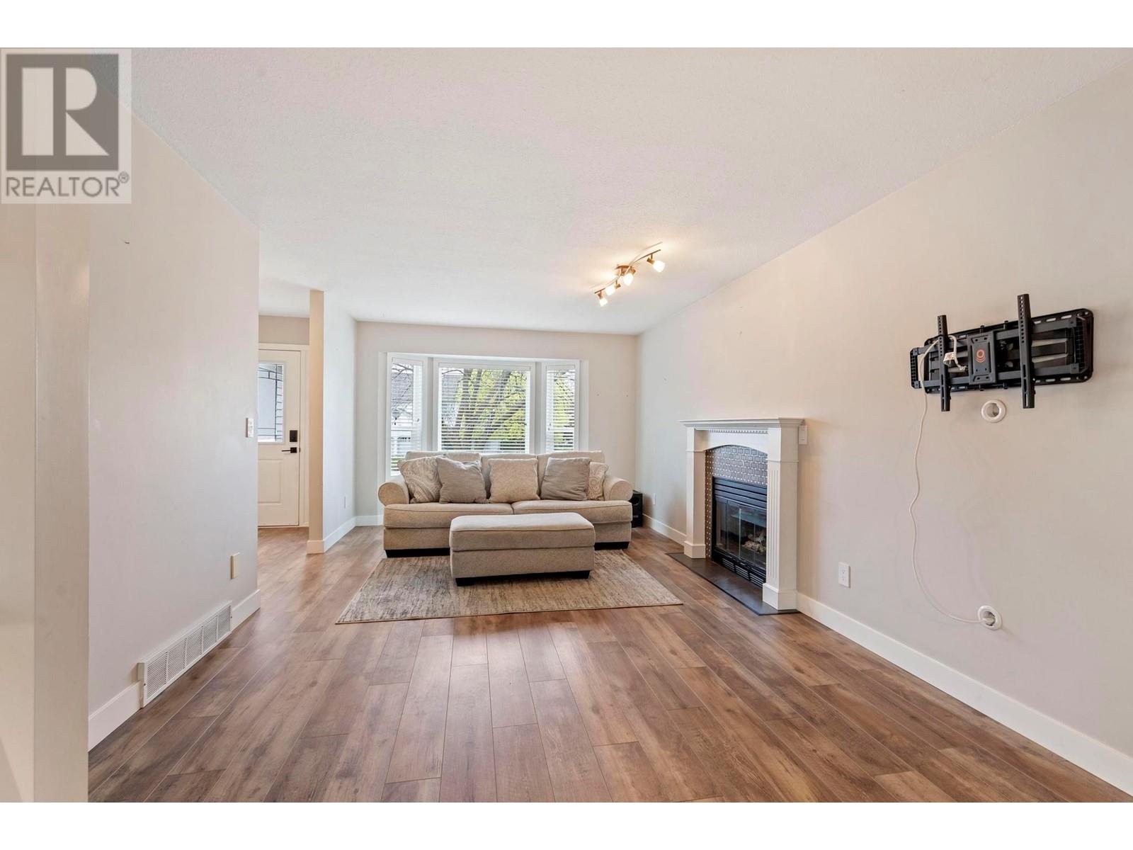 2049 Aster Road, Kelowna, British Columbia  V1V 1P4 - Photo 13 - 10345302