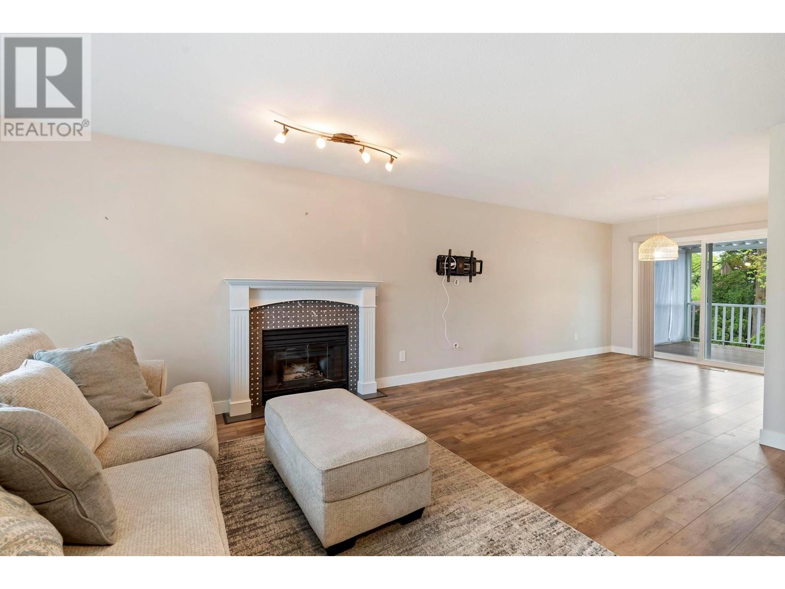 2049 Aster Road, Kelowna, British Columbia  V1V 1P4 - Photo 14 - 10345302