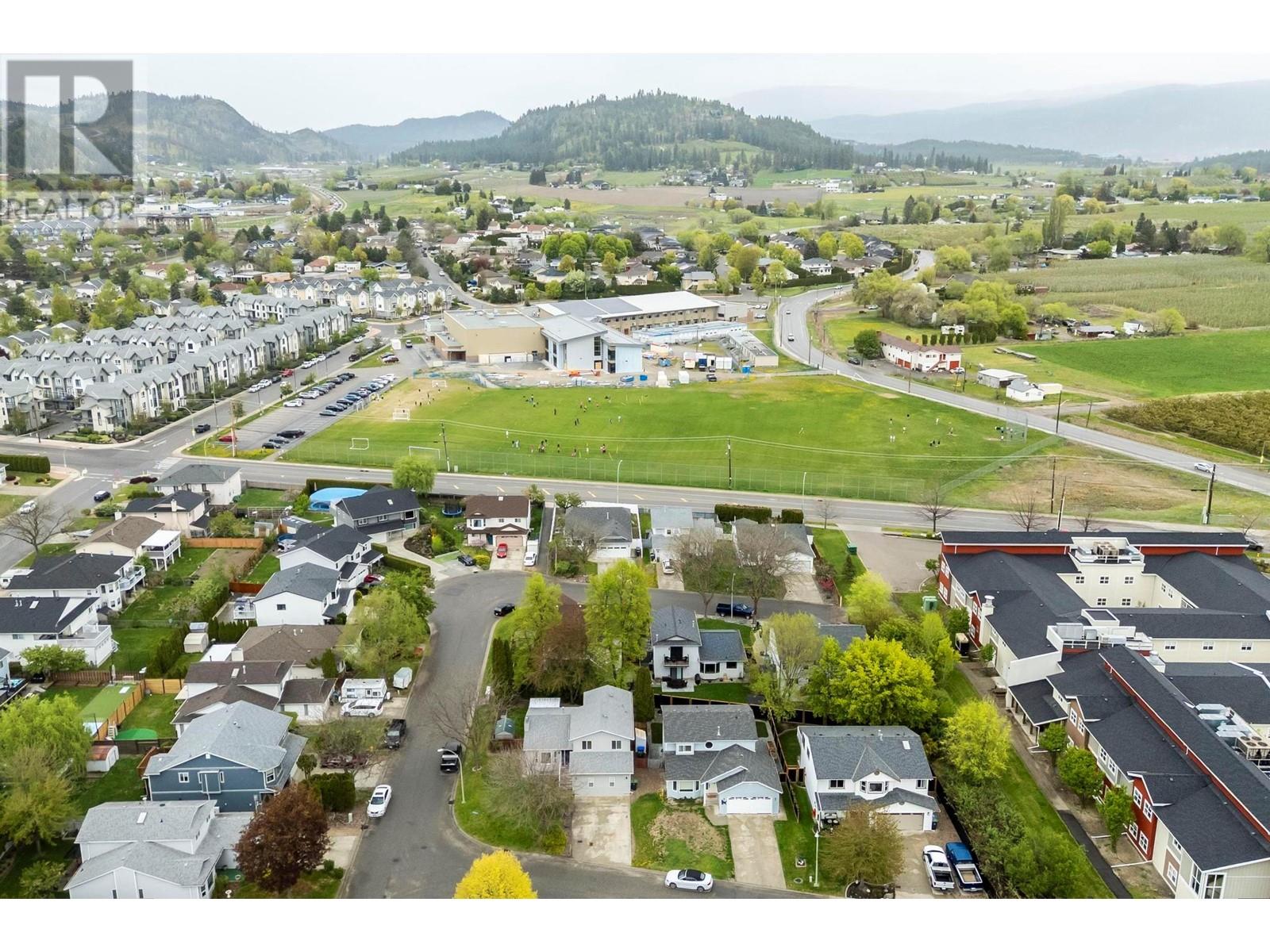 2049 Aster Road, Kelowna, British Columbia  V1V 1P4 - Photo 35 - 10345302