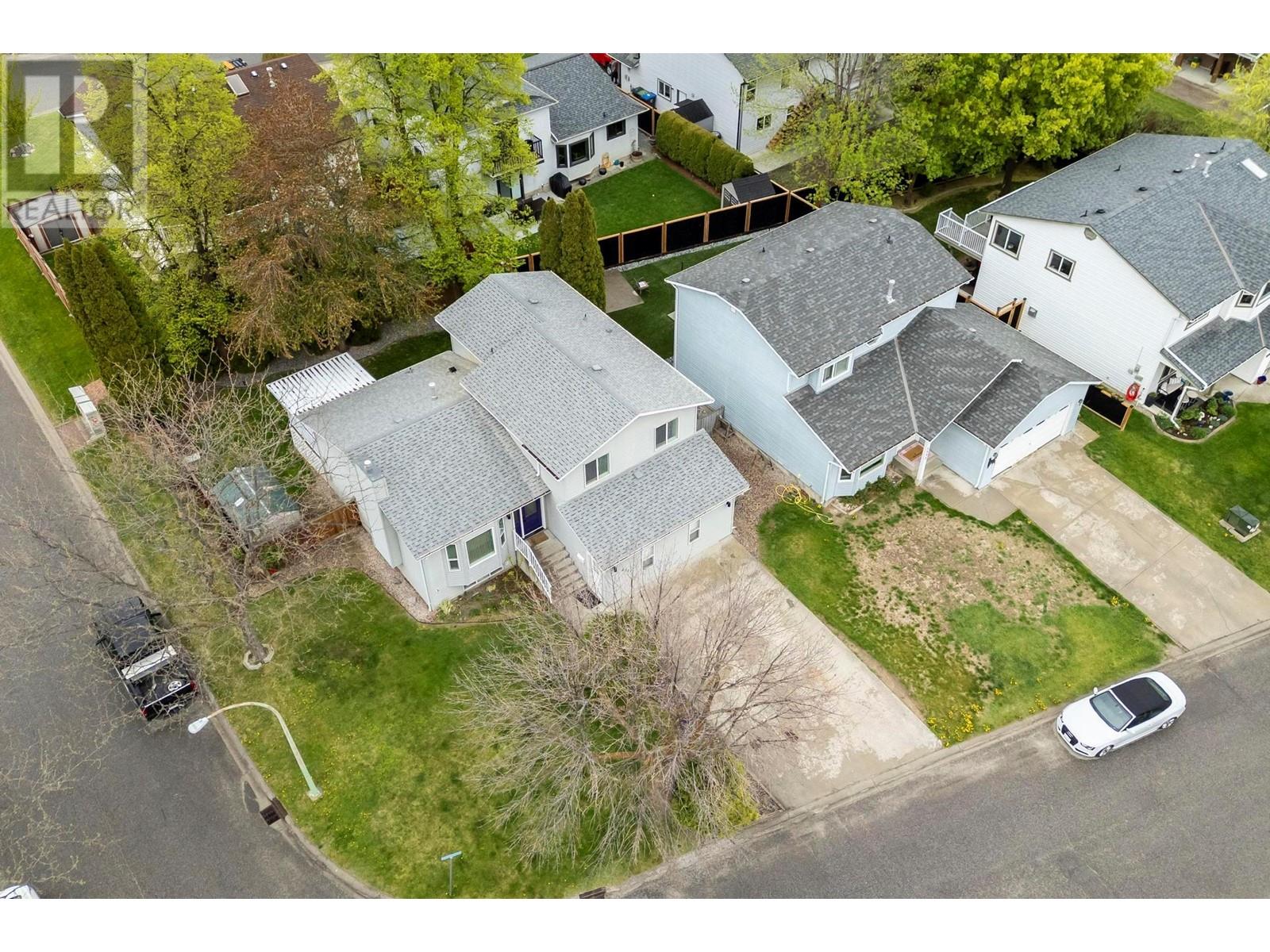 2049 Aster Road, Kelowna, British Columbia  V1V 1P4 - Photo 37 - 10345302