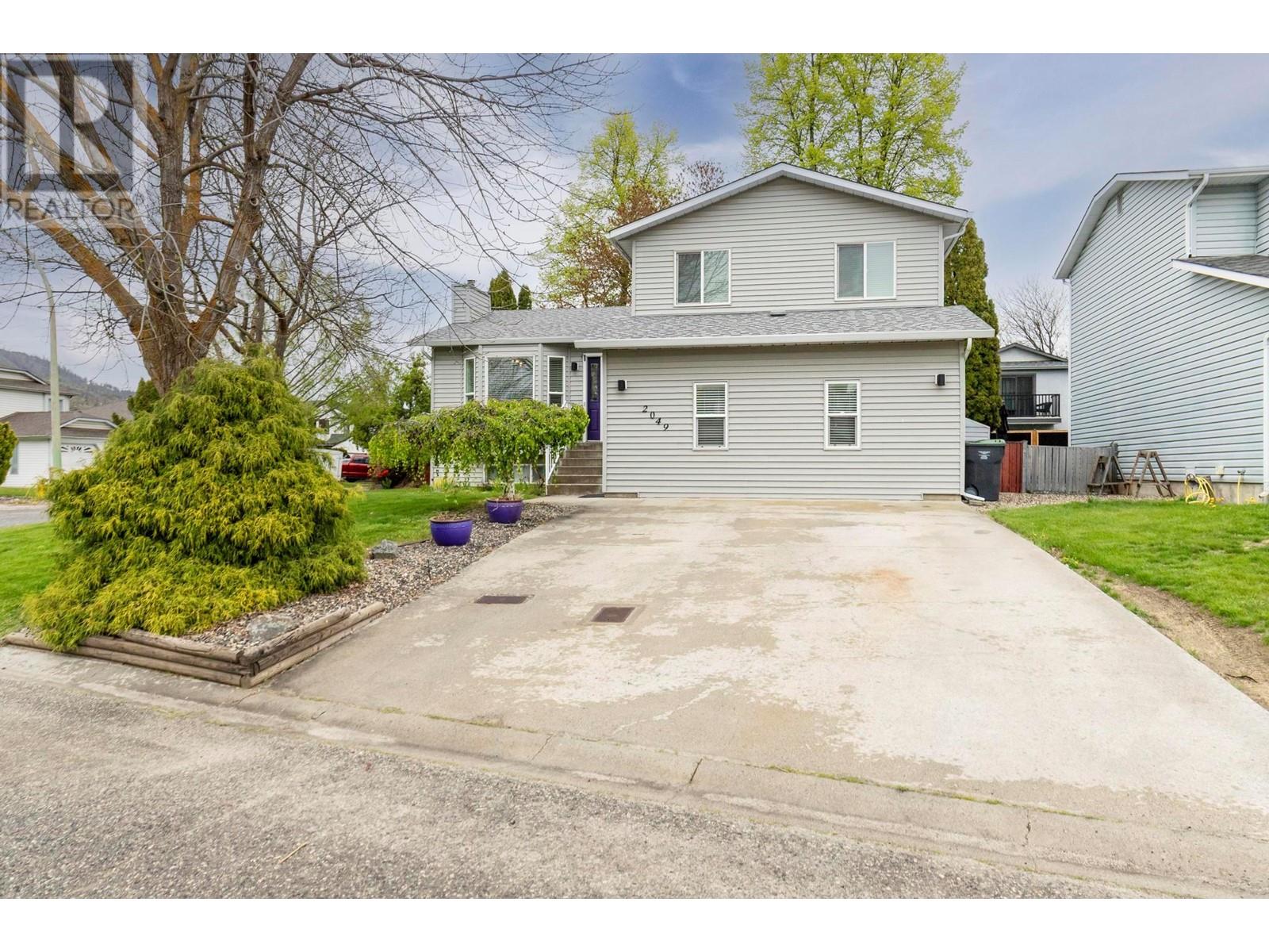 2049 Aster Road, Kelowna, British Columbia  V1V 1P4 - Photo 4 - 10345302