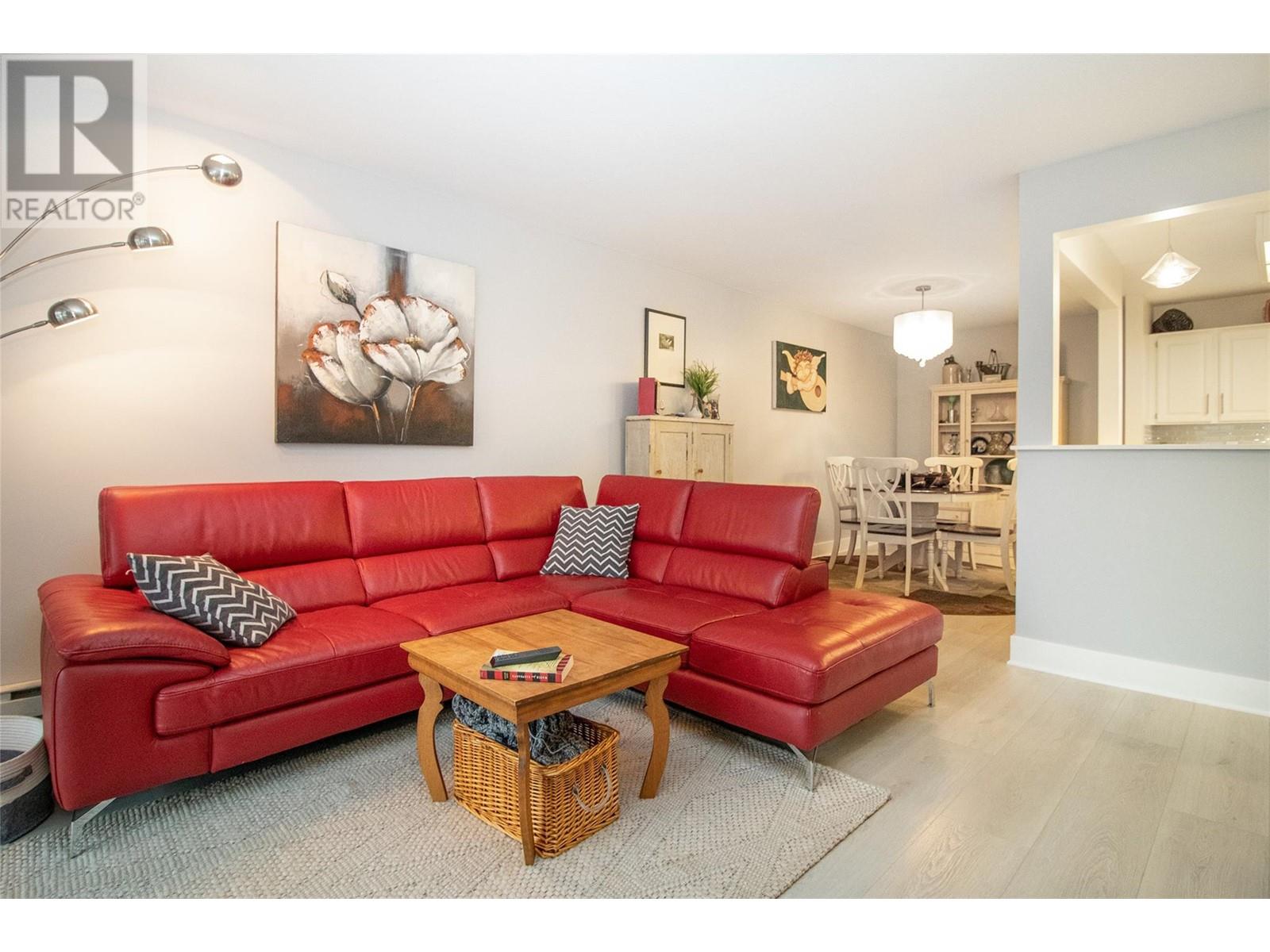 200 Hollywood Road N Unit# 304, Kelowna, British Columbia  V1X 6Y9 - Photo 2 - 10345788