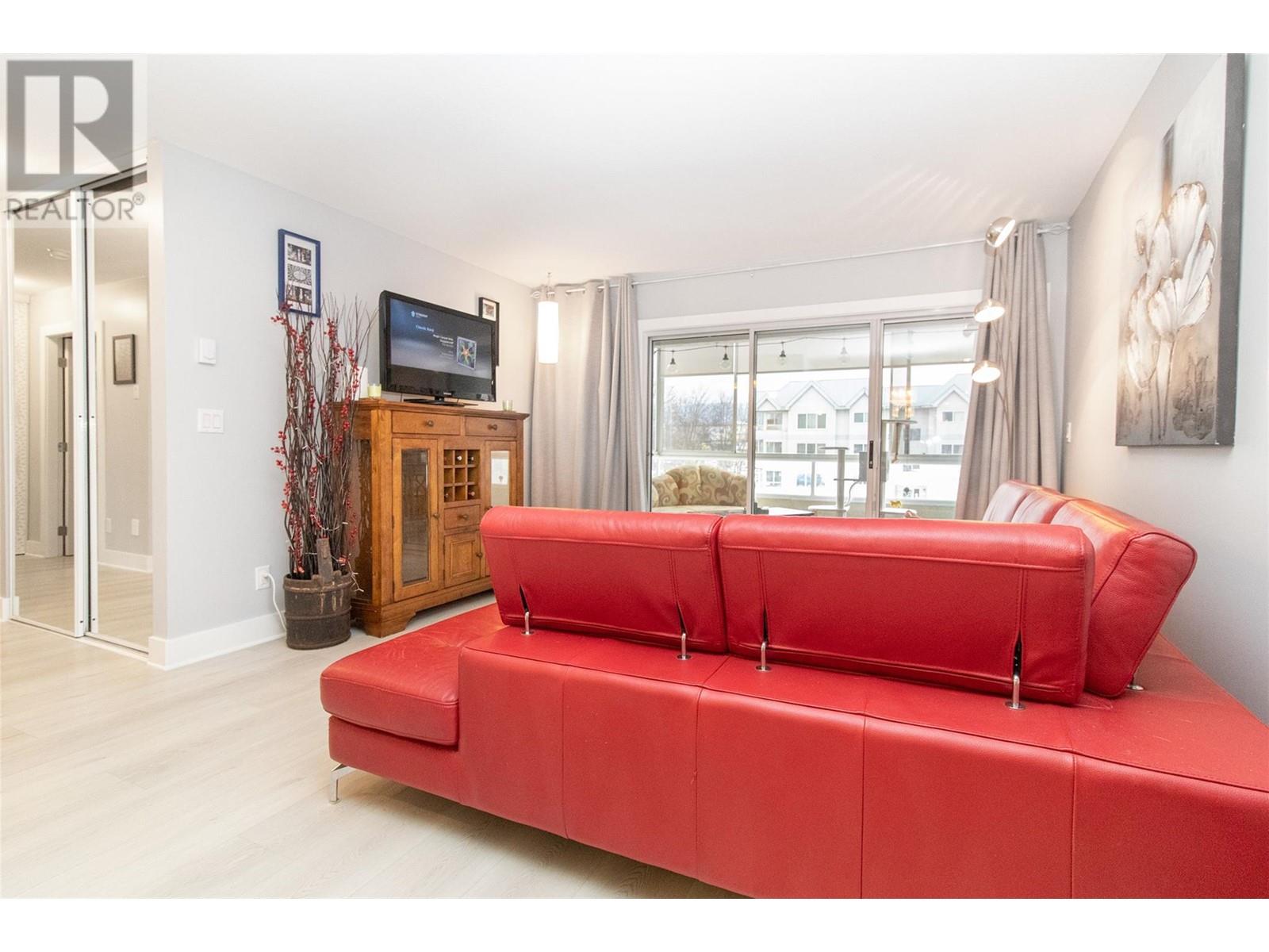 200 Hollywood Road N Unit# 304, Kelowna, British Columbia  V1X 6Y9 - Photo 4 - 10345788