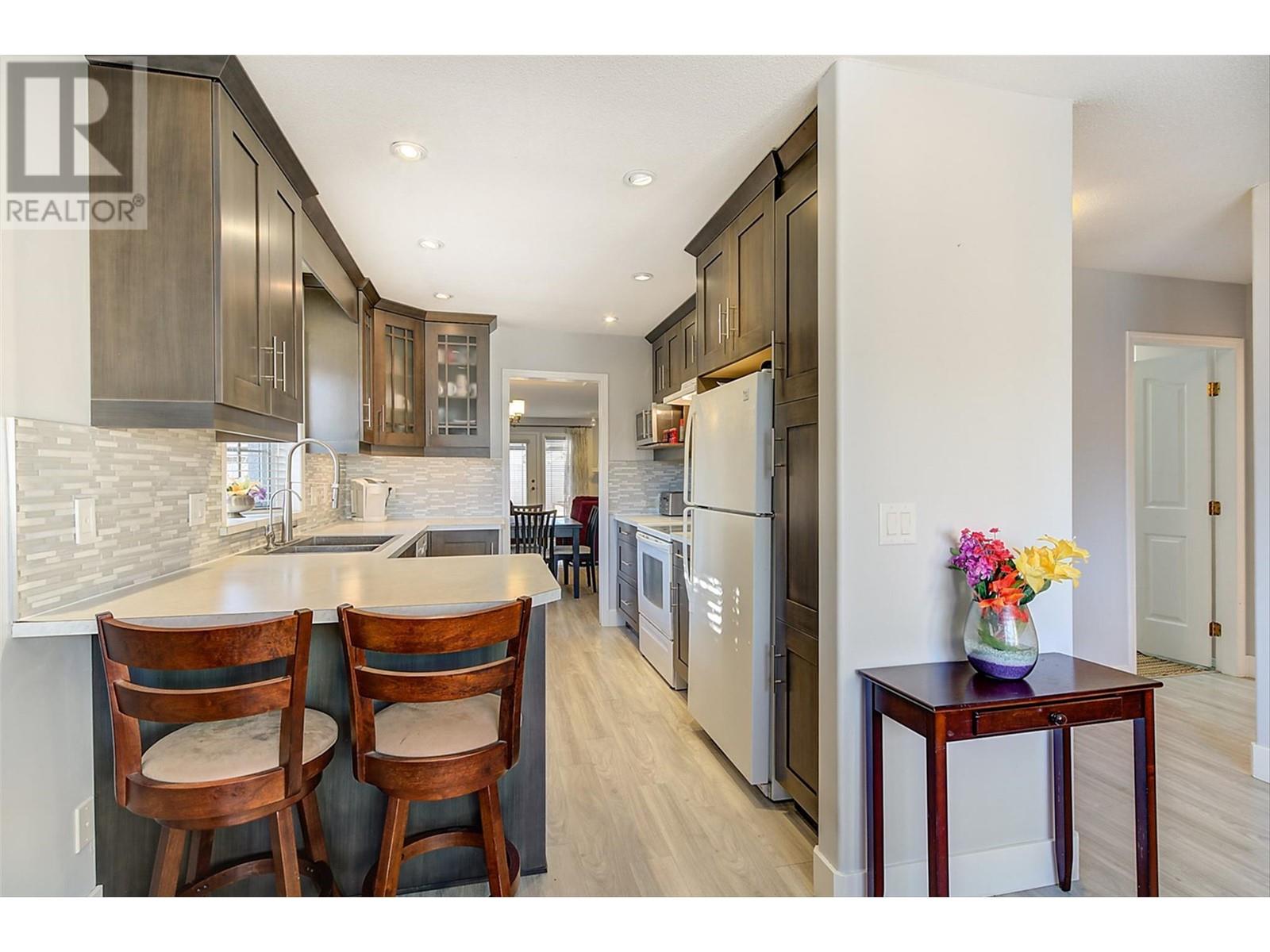 1020 Lanfranco Road Unit# 38, Kelowna, British Columbia  V1W 3W6 - Photo 3 - 10345662