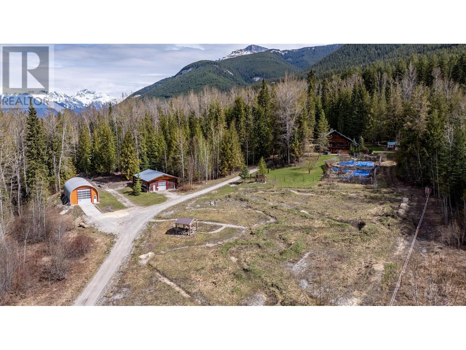1569 Hartley Road, Golden, British Columbia  V0A 1H1 - Photo 63 - 10345423