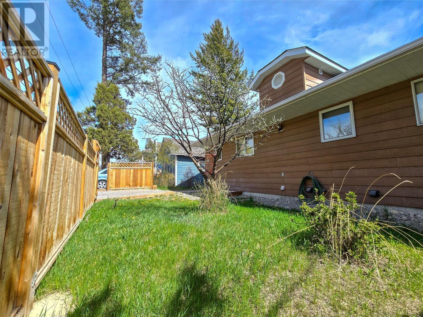 2031 13th Avenue, Invermere, British Columbia  V0A 1K4 - Photo 11 - 10344502