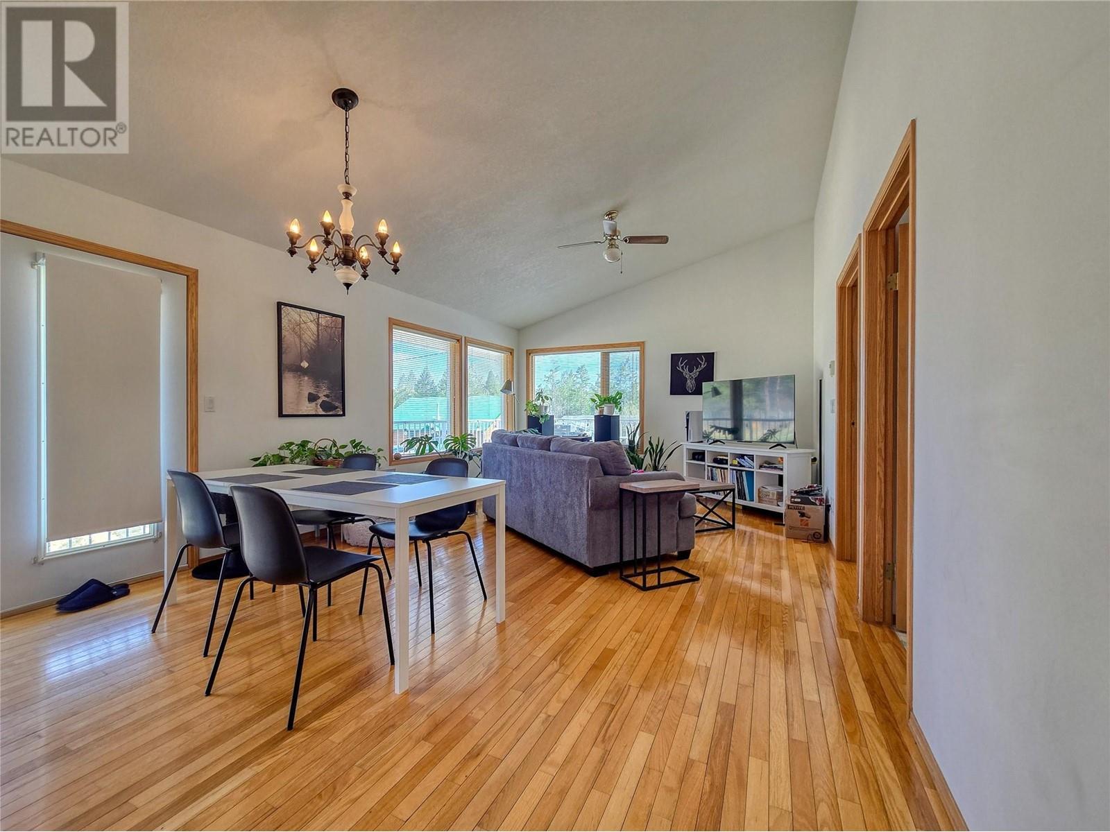 2031 13th Avenue, Invermere, British Columbia  V0A 1K4 - Photo 18 - 10344502