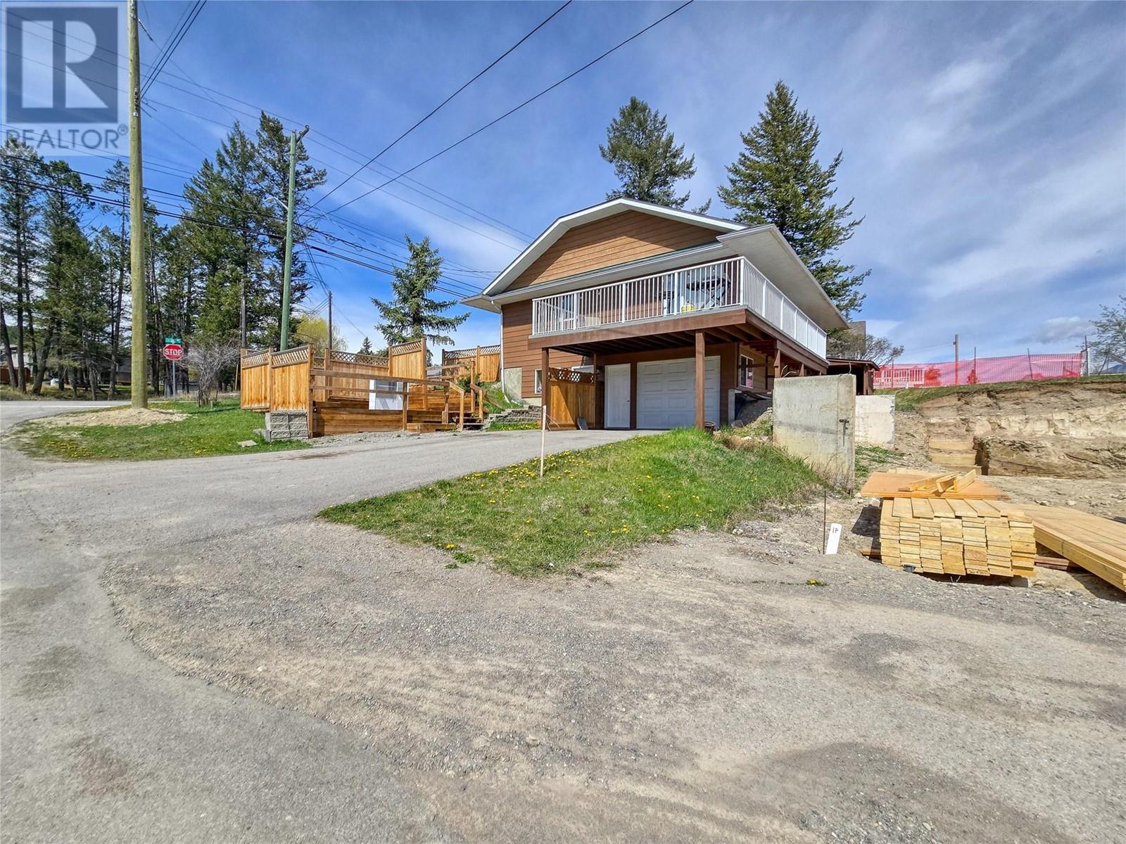 2031 13th Avenue, Invermere, British Columbia  V0A 1K4 - Photo 8 - 10344502