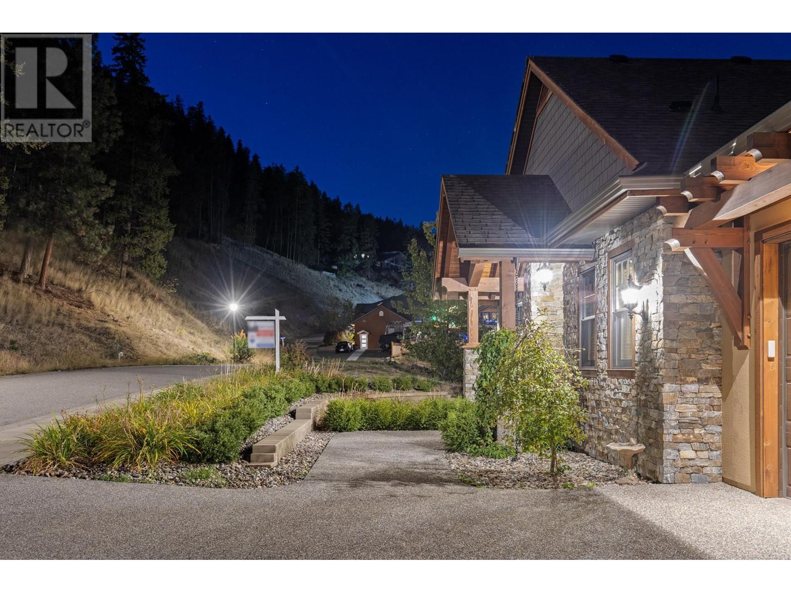 6166 Seymoure Avenue, Peachland, British Columbia  V0H 1X4 - Photo 74 - 10345815