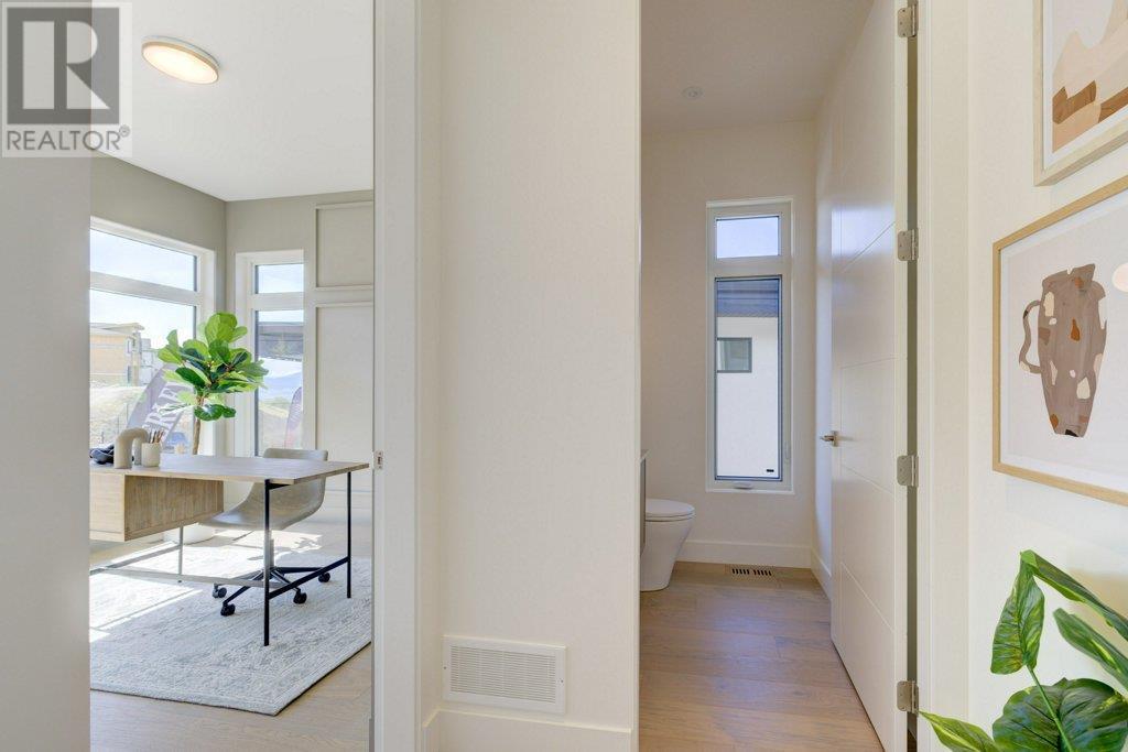 1054 Emslie Street, Kelowna, British Columbia  V1W 5J1 - Photo 41 - 10345760