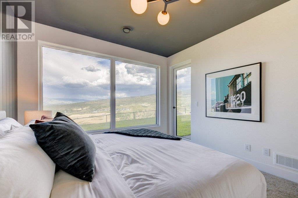 1054 Emslie Street, Kelowna, British Columbia  V1W 5J1 - Photo 66 - 10345760
