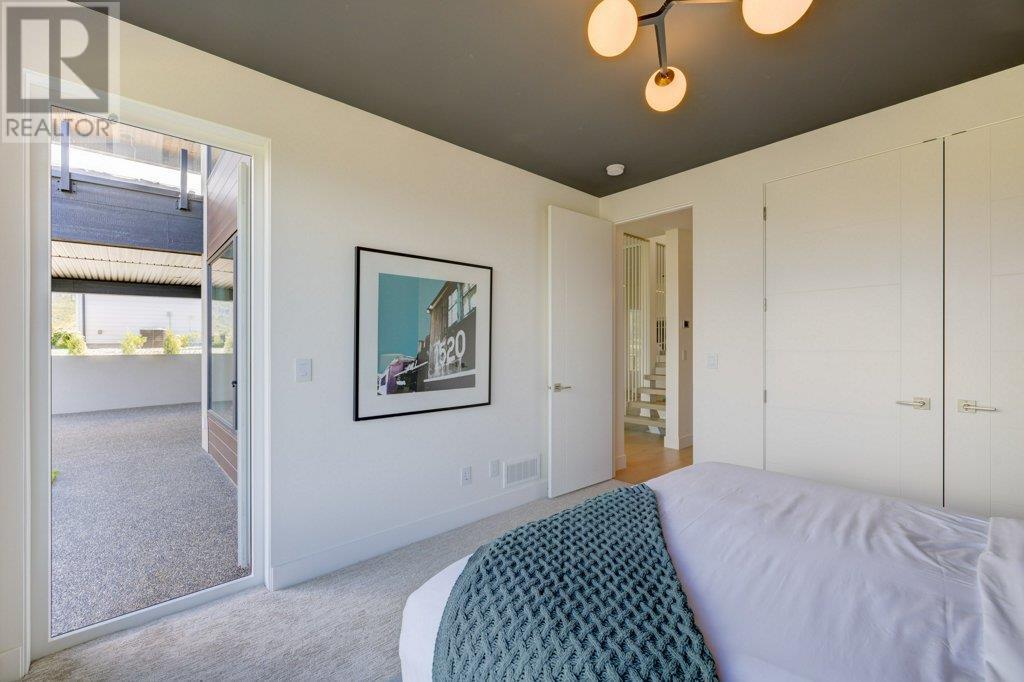1054 Emslie Street, Kelowna, British Columbia  V1W 5J1 - Photo 67 - 10345760