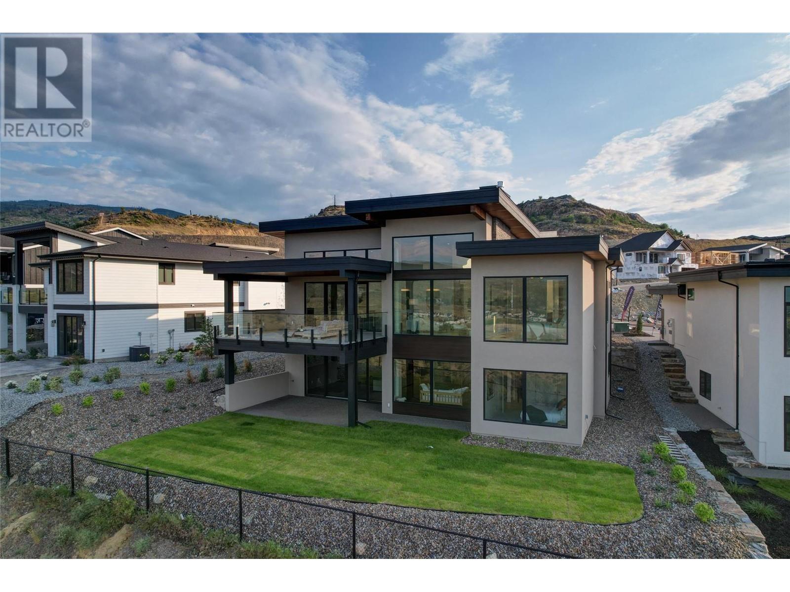 1054 Emslie Street, Kelowna, British Columbia  V1W 5J1 - Photo 88 - 10345760