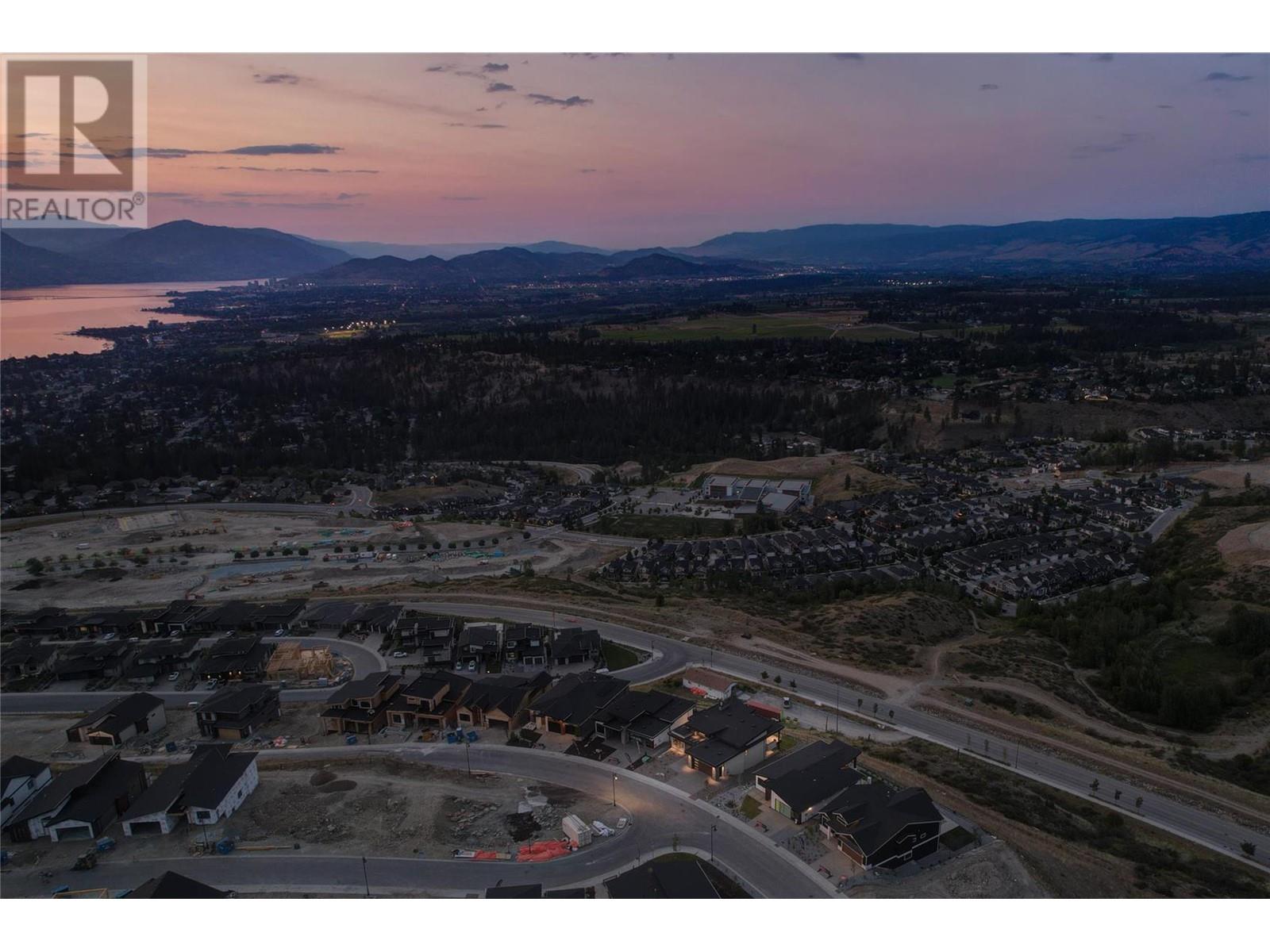 1054 Emslie Street, Kelowna, British Columbia  V1W 5J1 - Photo 93 - 10345760
