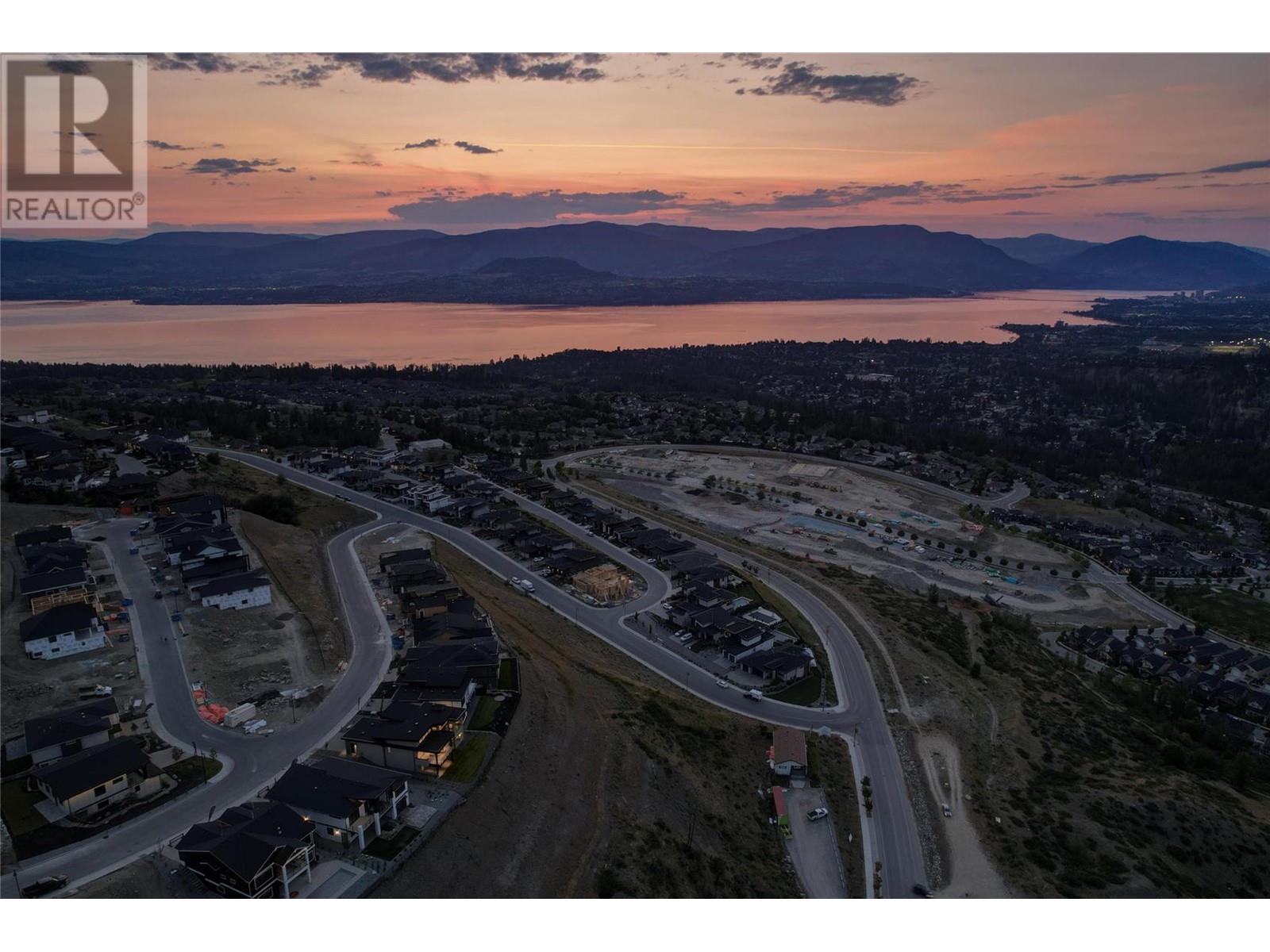 1054 Emslie Street, Kelowna, British Columbia  V1W 5J1 - Photo 94 - 10345760