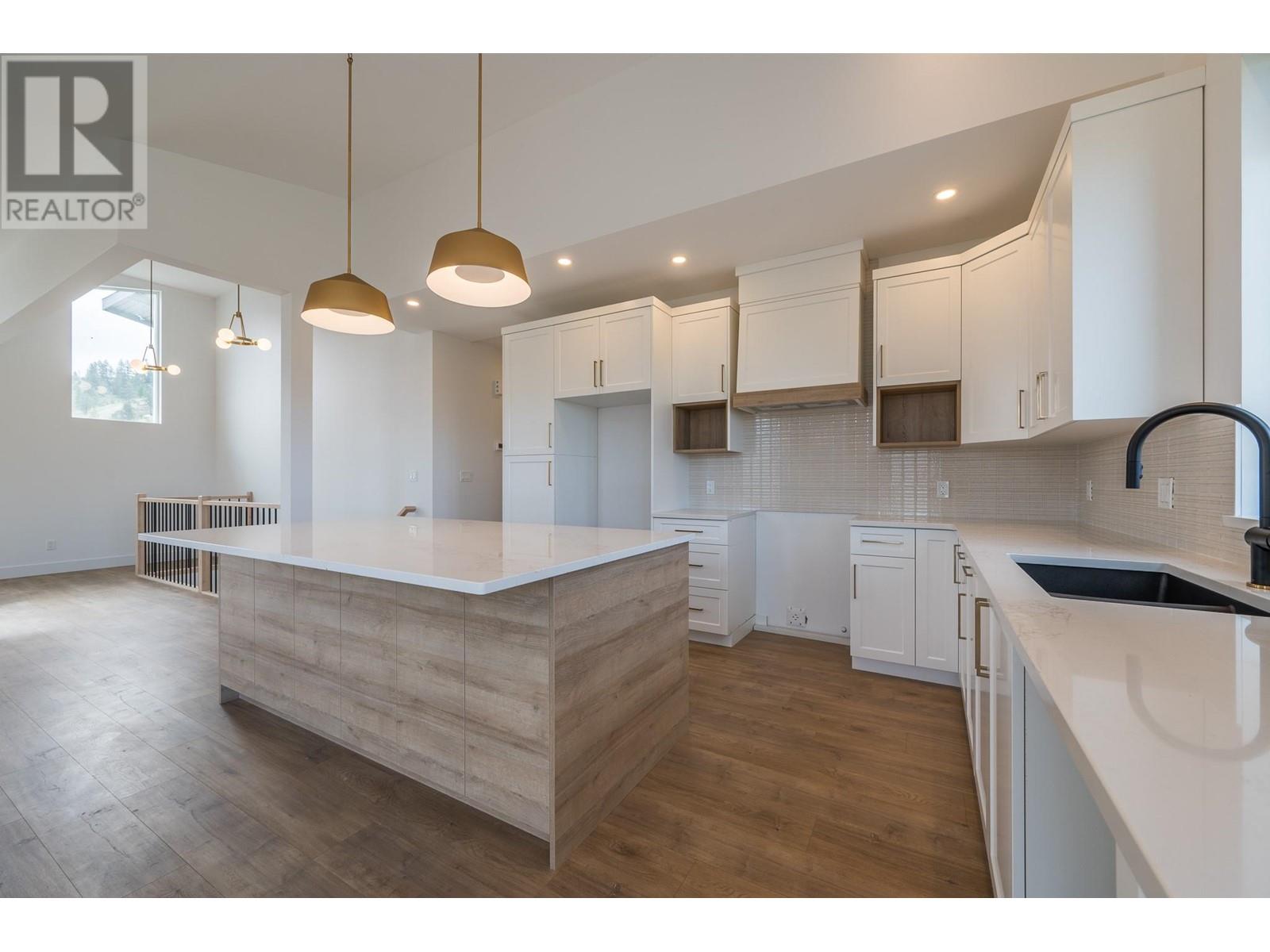 1609 Cordonier Place, Kamloops, British Columbia  V2E 0E4 - Photo 10 - 10345684
