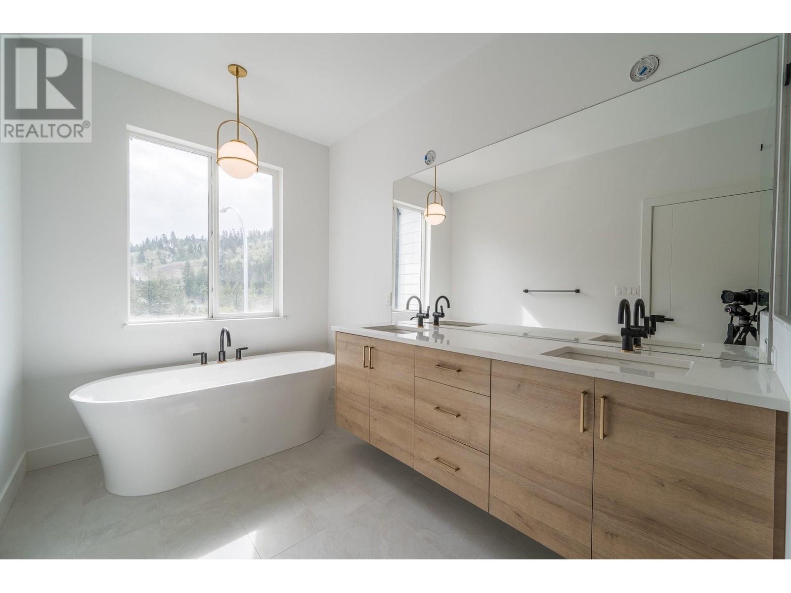 1609 Cordonier Place, Kamloops, British Columbia  V2E 0E4 - Photo 22 - 10345684