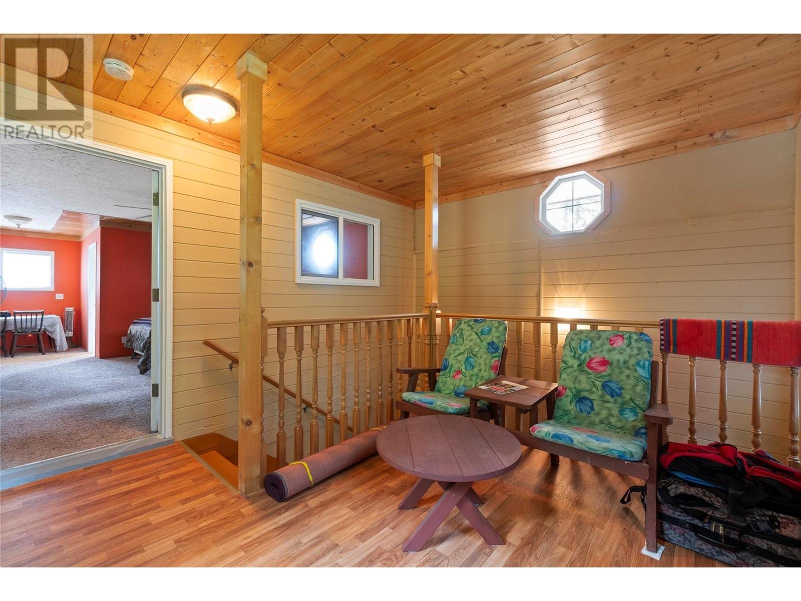 6497 Lindsay Road, Magna Bay, British Columbia  V0E 1M7 - Photo 29 - 10345574
