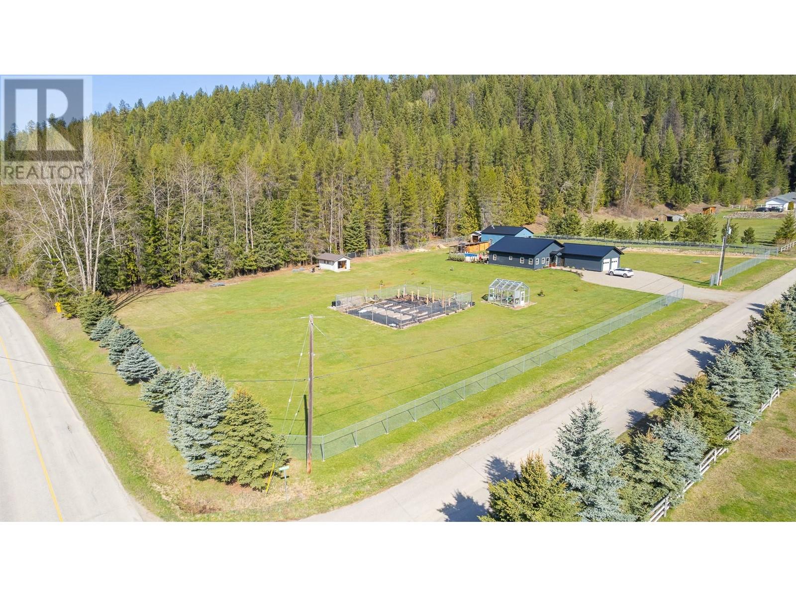 1087 Bear Brook Road, Creston, British Columbia  V0B 1G8 - Photo 1 - 10344988