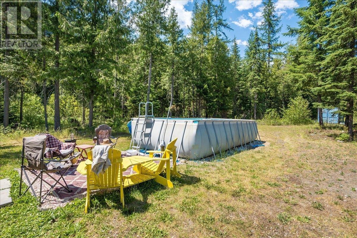 1025 Alexander Gravel Pit Road, Cooper Creek, British Columbia  V0G 1N0 - Photo 12 - 10338376