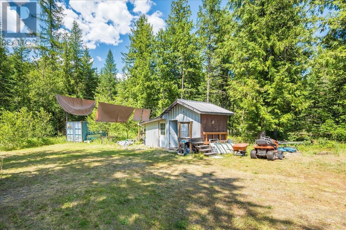 1025 Alexander Gravel Pit Road, Cooper Creek, British Columbia  V0G 1N0 - Photo 25 - 10338376