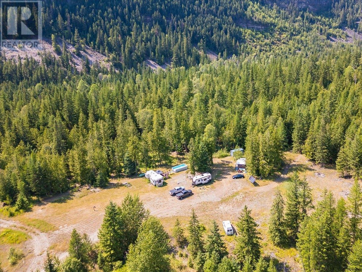 1025 Alexander Gravel Pit Road, Cooper Creek, British Columbia  V0G 1N0 - Photo 36 - 10338376