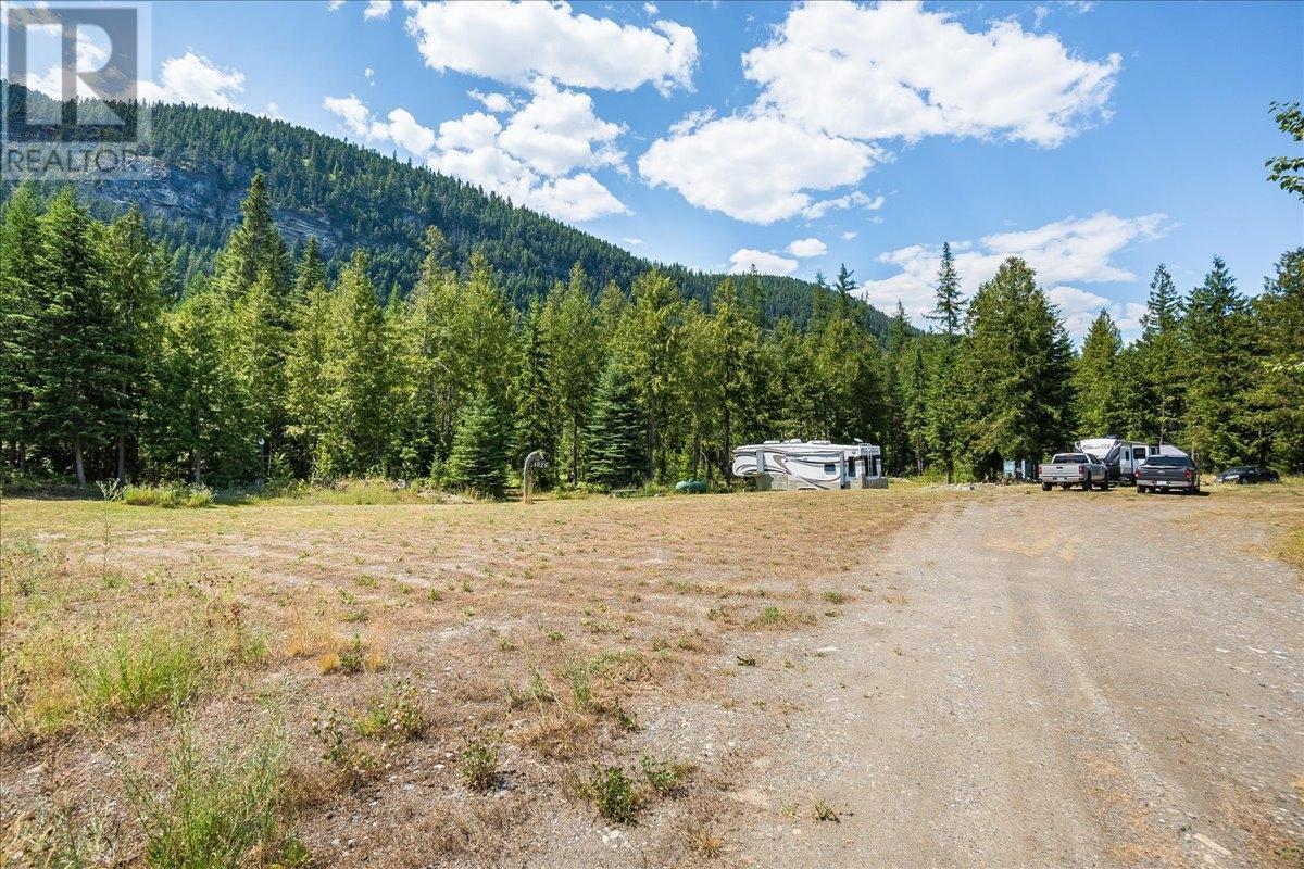 1025 Alexander Gravel Pit Road, Cooper Creek, British Columbia  V0G 1N0 - Photo 48 - 10338376