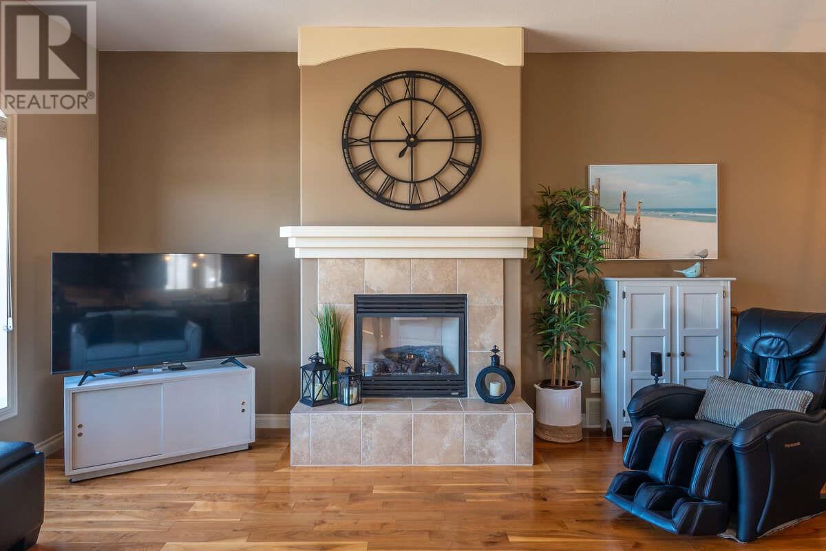 1564 Holden Road, Penticton, British Columbia  V2A 8M9 - Photo 23 - 10345860