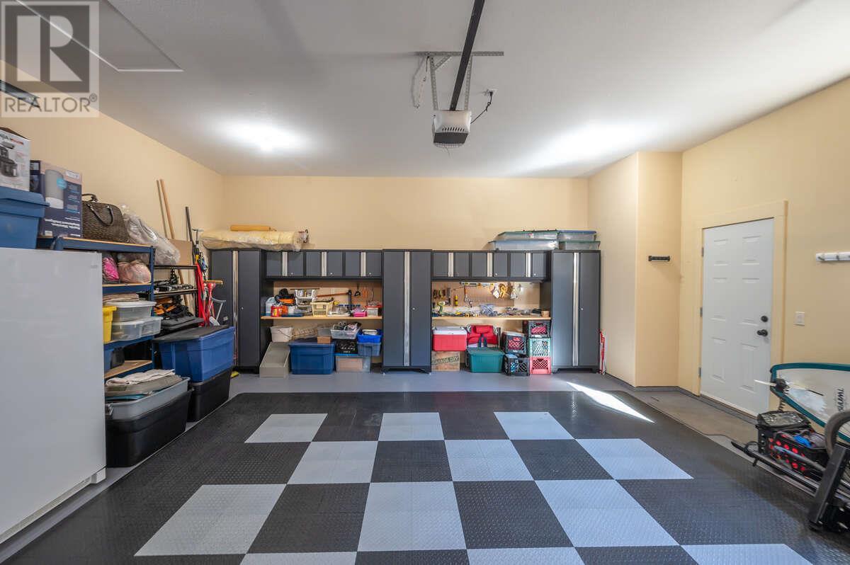 1564 Holden Road, Penticton, British Columbia  V2A 8M9 - Photo 29 - 10345860