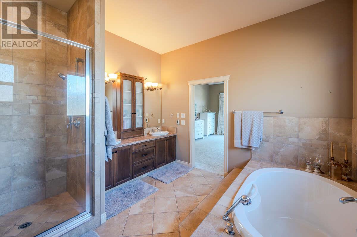 1564 Holden Road, Penticton, British Columbia  V2A 8M9 - Photo 42 - 10345860