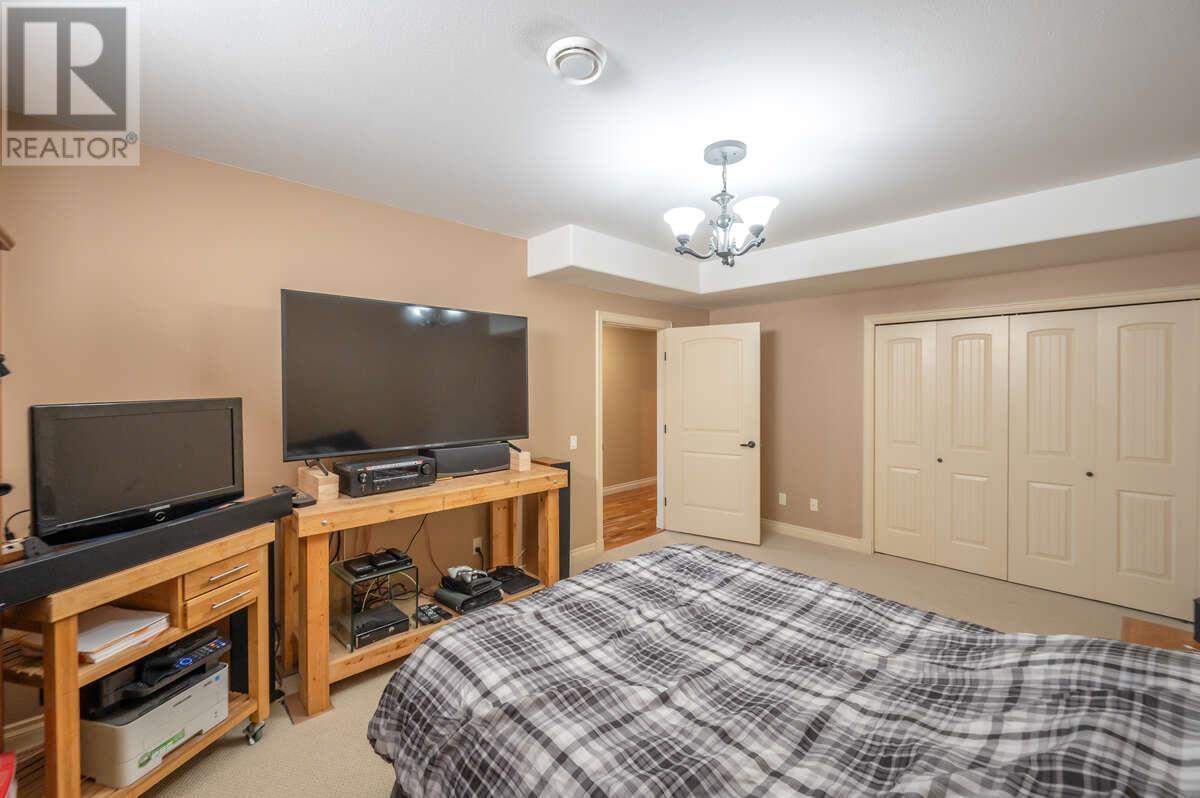 1564 Holden Road, Penticton, British Columbia  V2A 8M9 - Photo 53 - 10345860