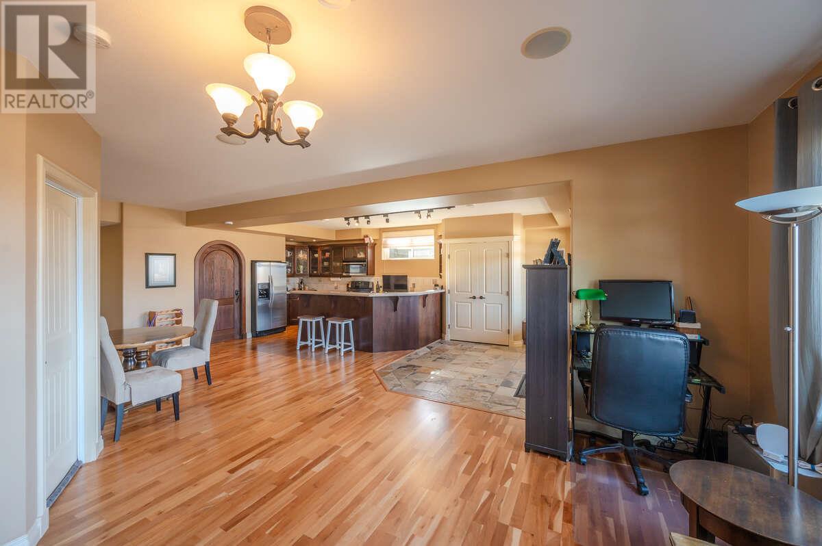 1564 Holden Road, Penticton, British Columbia  V2A 8M9 - Photo 57 - 10345860
