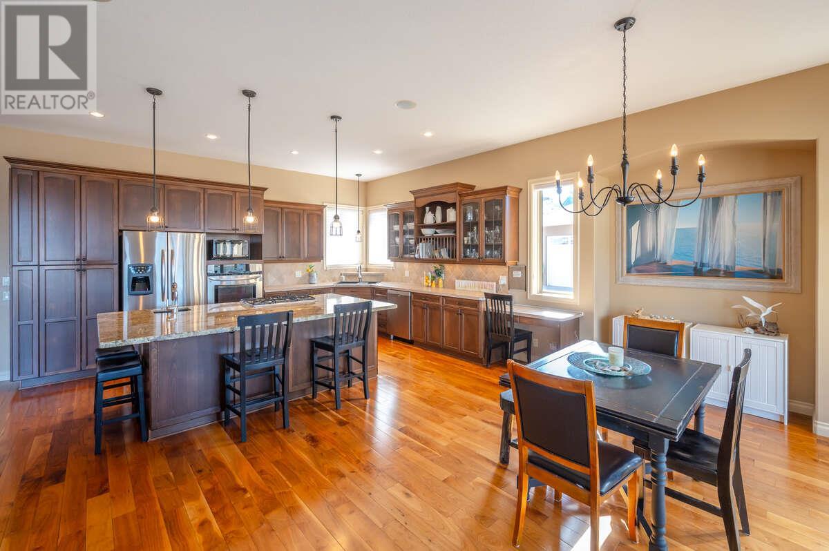 1564 Holden Road, Penticton, British Columbia  V2A 8M9 - Photo 8 - 10345860