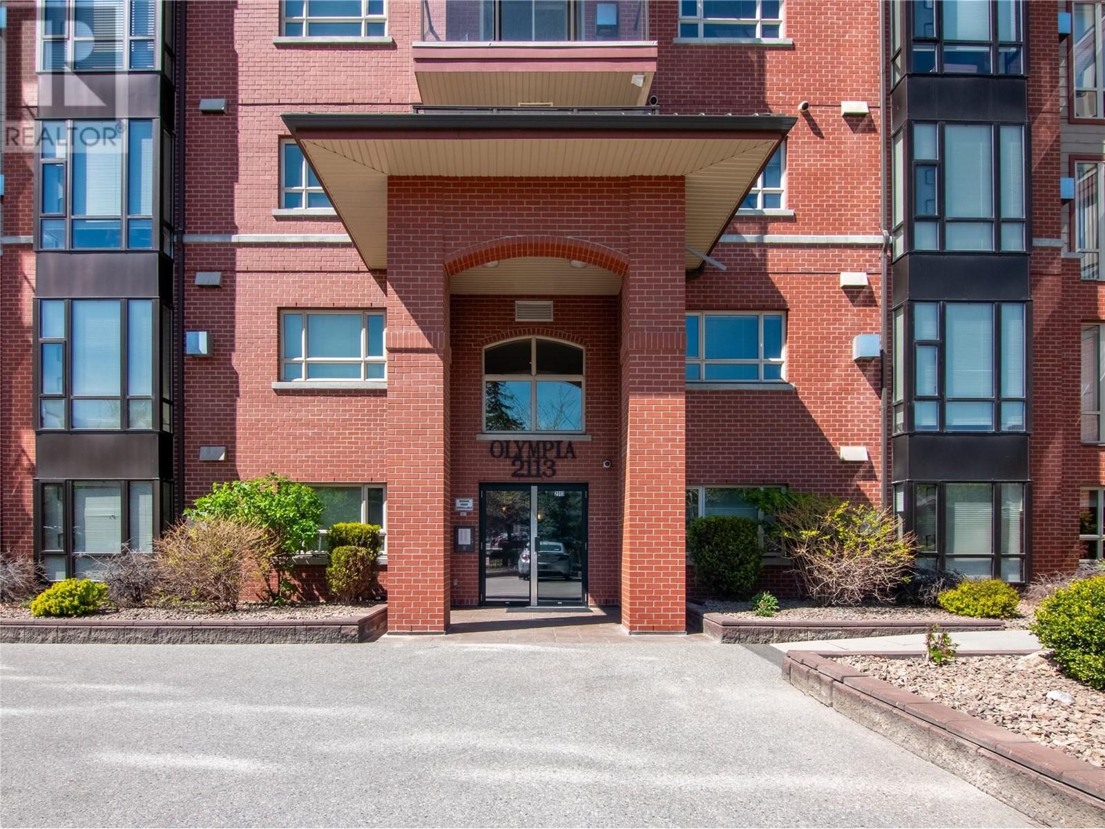 2113 Atkinson Street Unit# 101, Penticton, British Columbia  V2A 8R5 - Photo 2 - 10345822