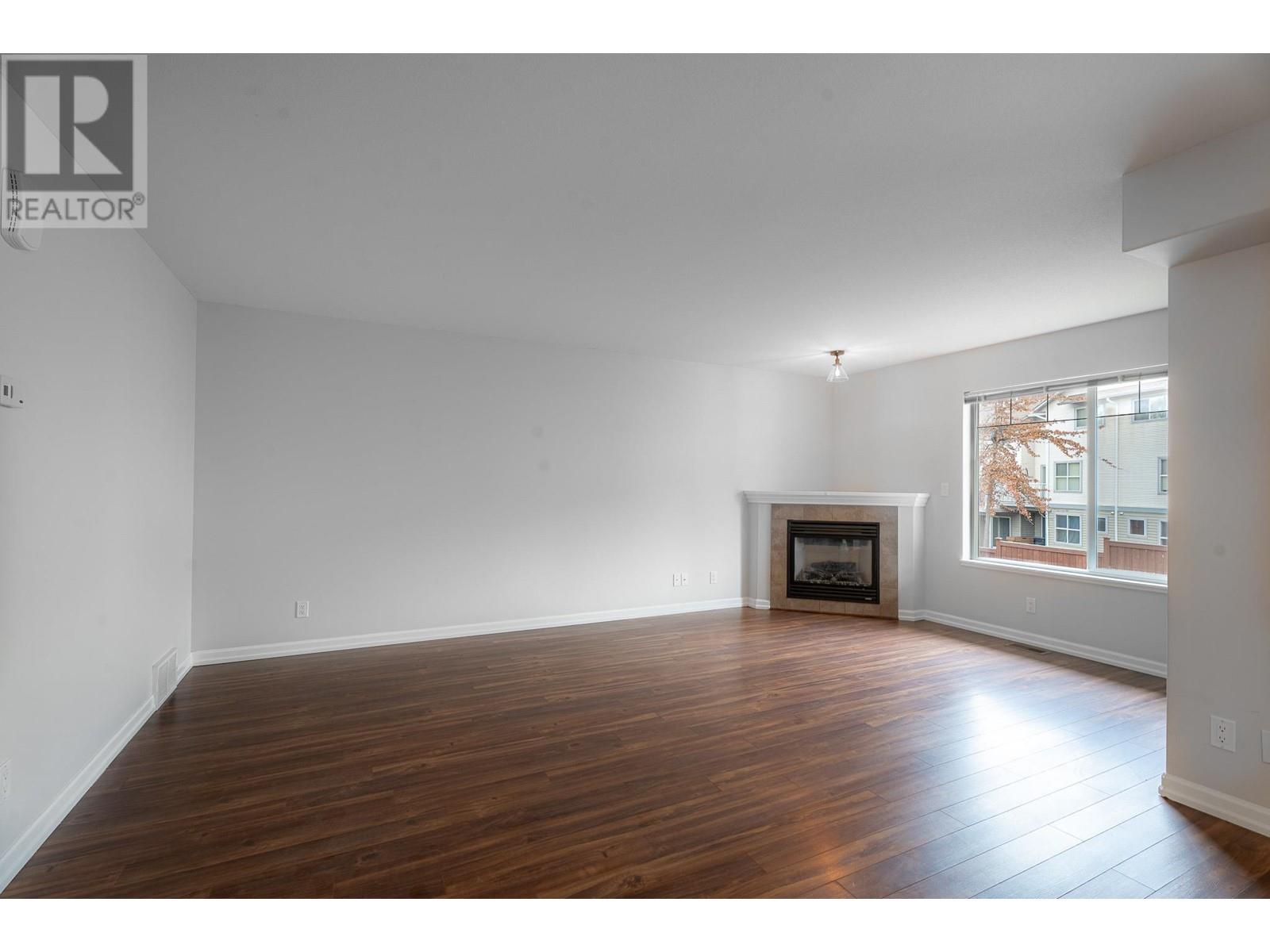 1900 Hugh Allan Drive Unit# 18, Kamloops, British Columbia  V1S 0A8 - Photo 4 - 10345797
