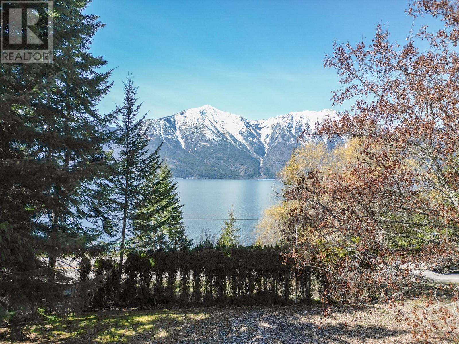 12830 3a Highway, Boswell, British Columbia  V0B 1A4 - Photo 2 - 10345502