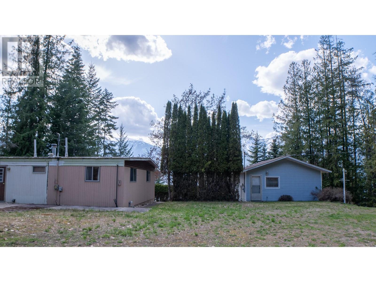 12830 3a Highway, Boswell, British Columbia  V0B 1A4 - Photo 24 - 10345502