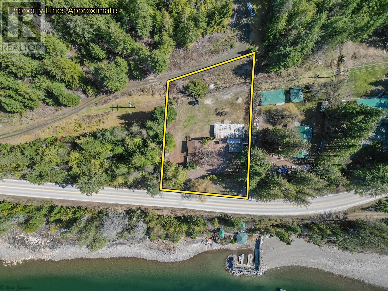 12830 3a Highway, Boswell, British Columbia  V0B 1A4 - Photo 3 - 10345502