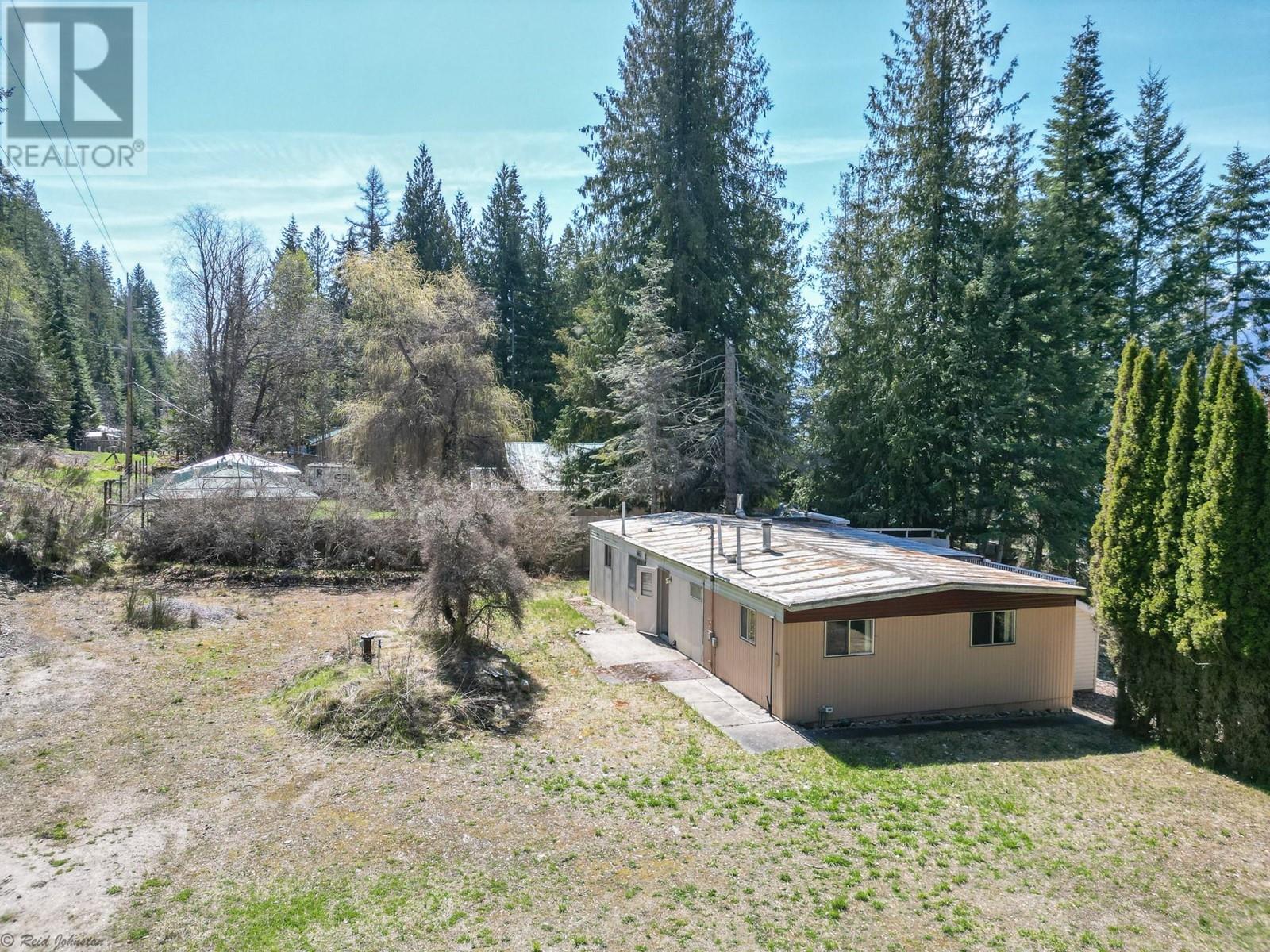 12830 3a Highway, Boswell, British Columbia  V0B 1A4 - Photo 36 - 10345502