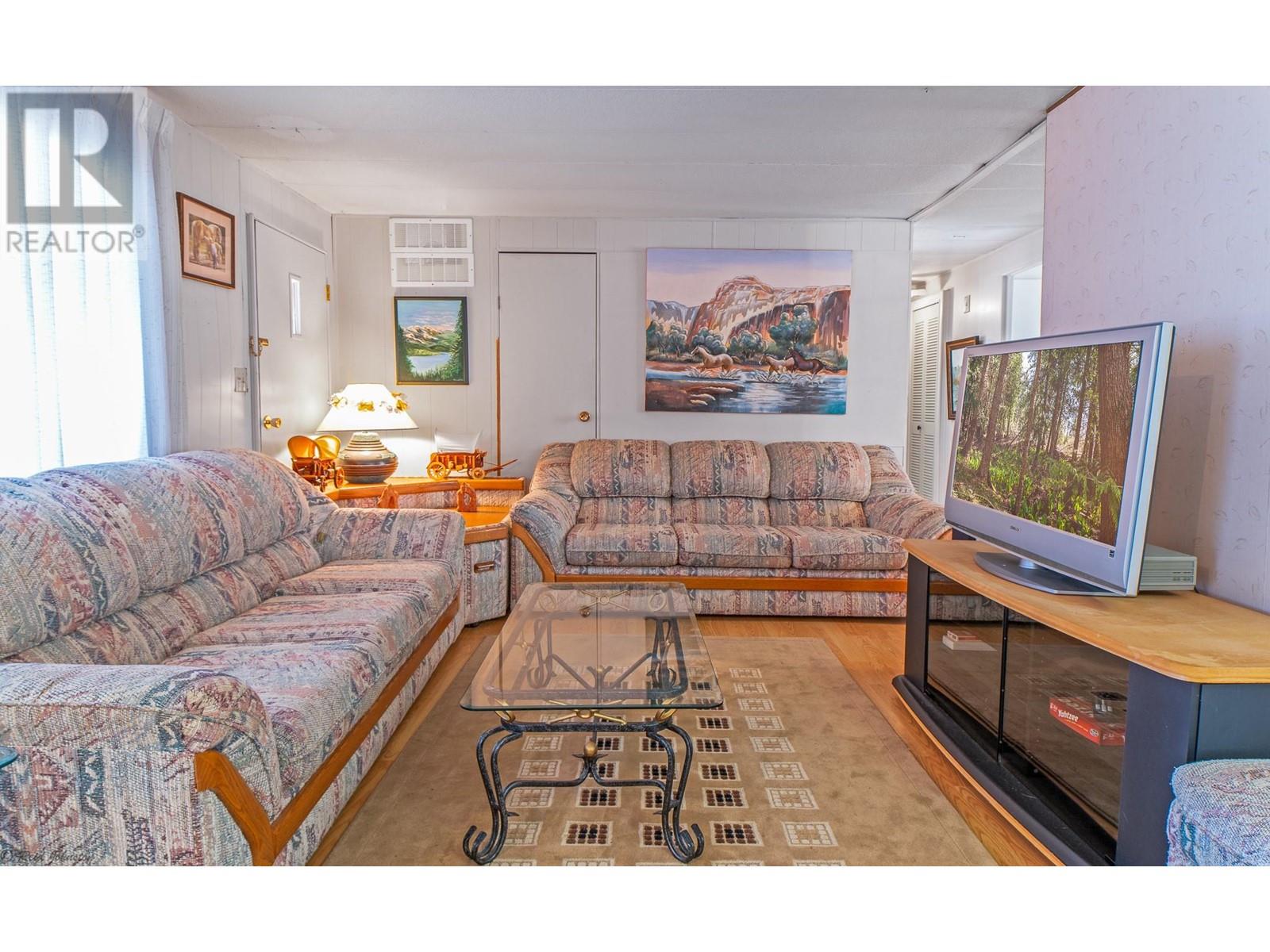 12830 3a Highway, Boswell, British Columbia  V0B 1A4 - Photo 5 - 10345502