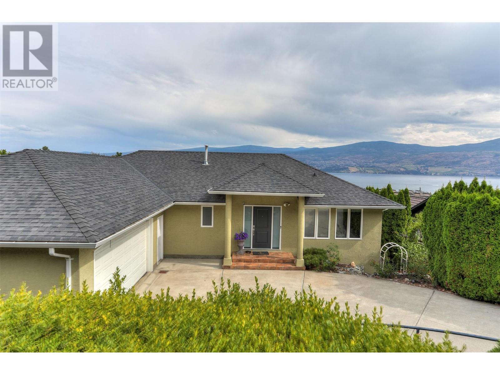 3582 Apple Way Boulevard, West Kelowna, British Columbia  V4T 1Y7 - Photo 3 - 10345840