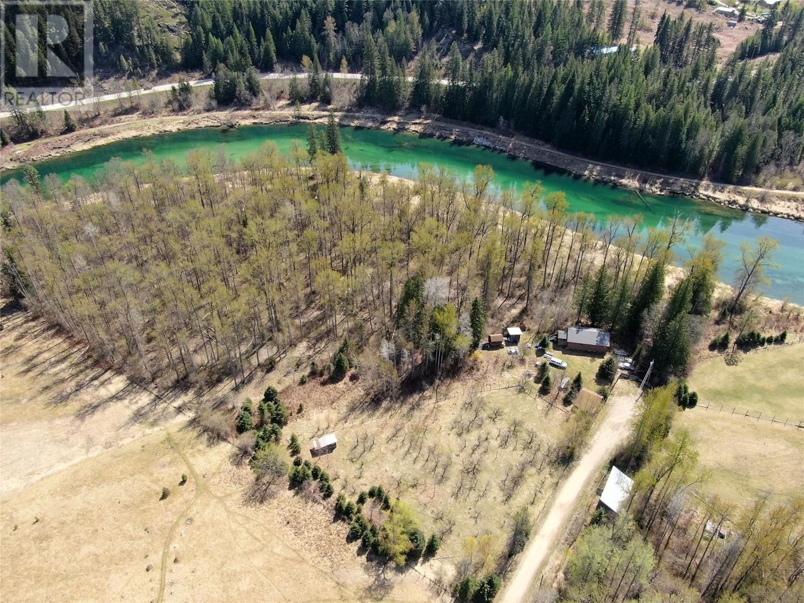6268 Picard Road, Appledale, British Columbia  V0G 2J0 - Photo 1 - 10345836