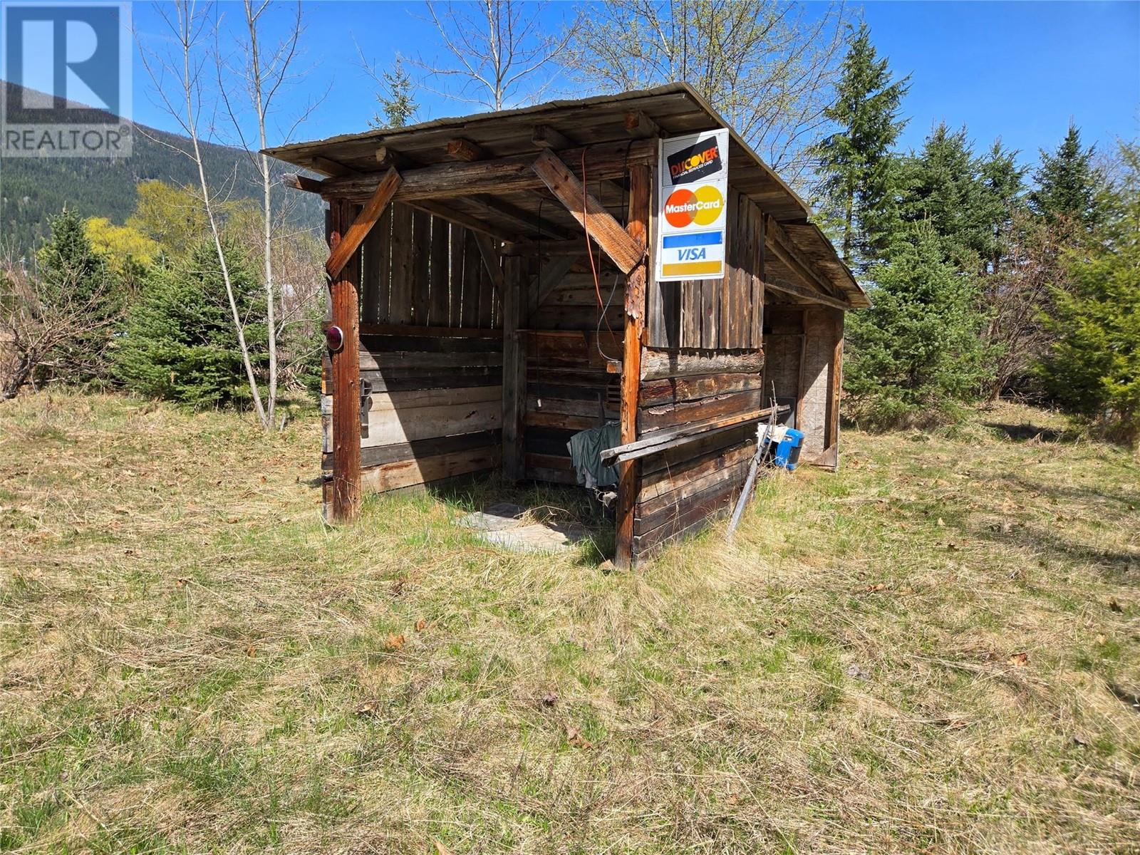 6268 Picard Road, Appledale, British Columbia  V0G 2J0 - Photo 31 - 10345836