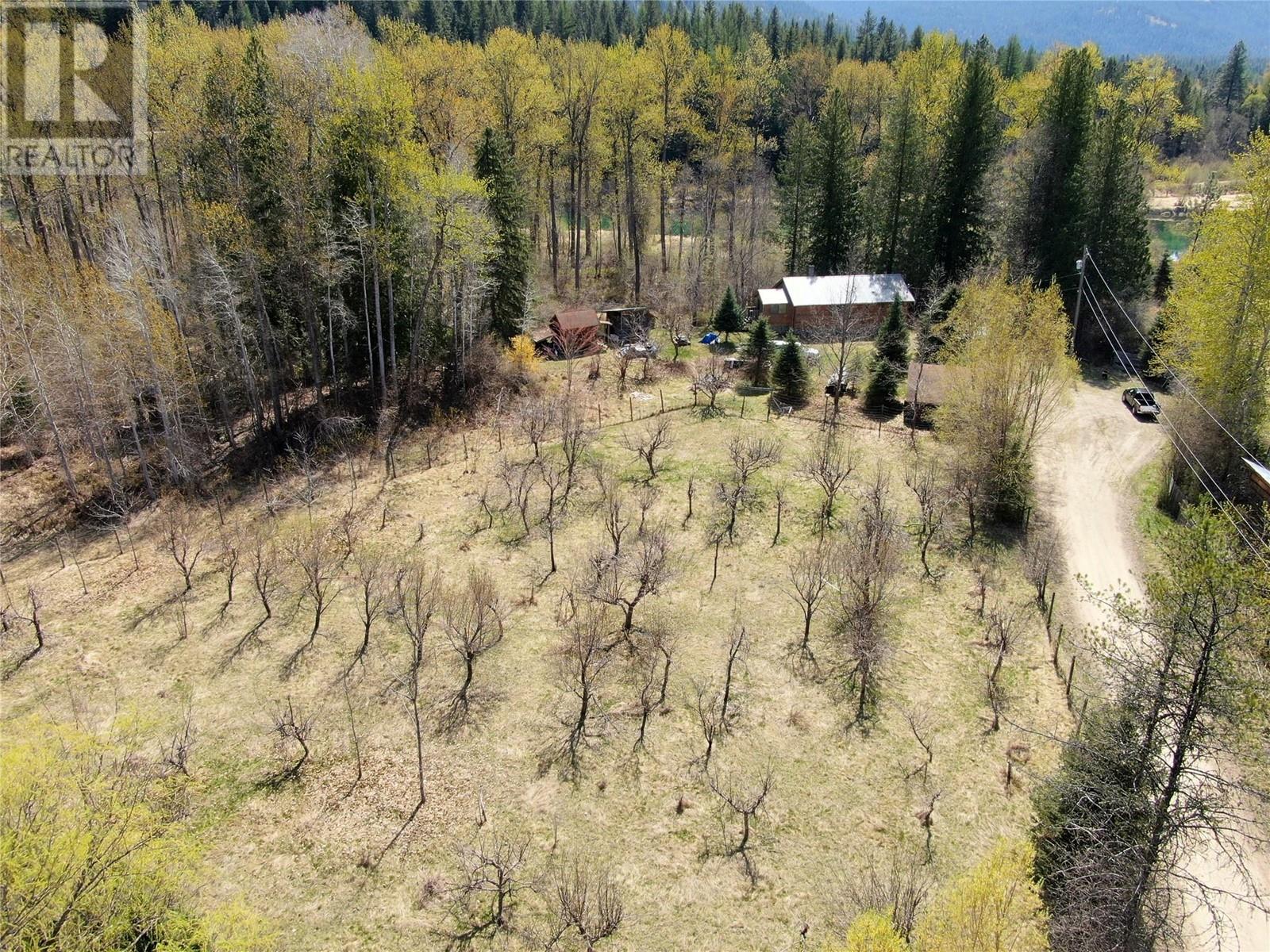6268 Picard Road, Appledale, British Columbia  V0G 2J0 - Photo 32 - 10345836