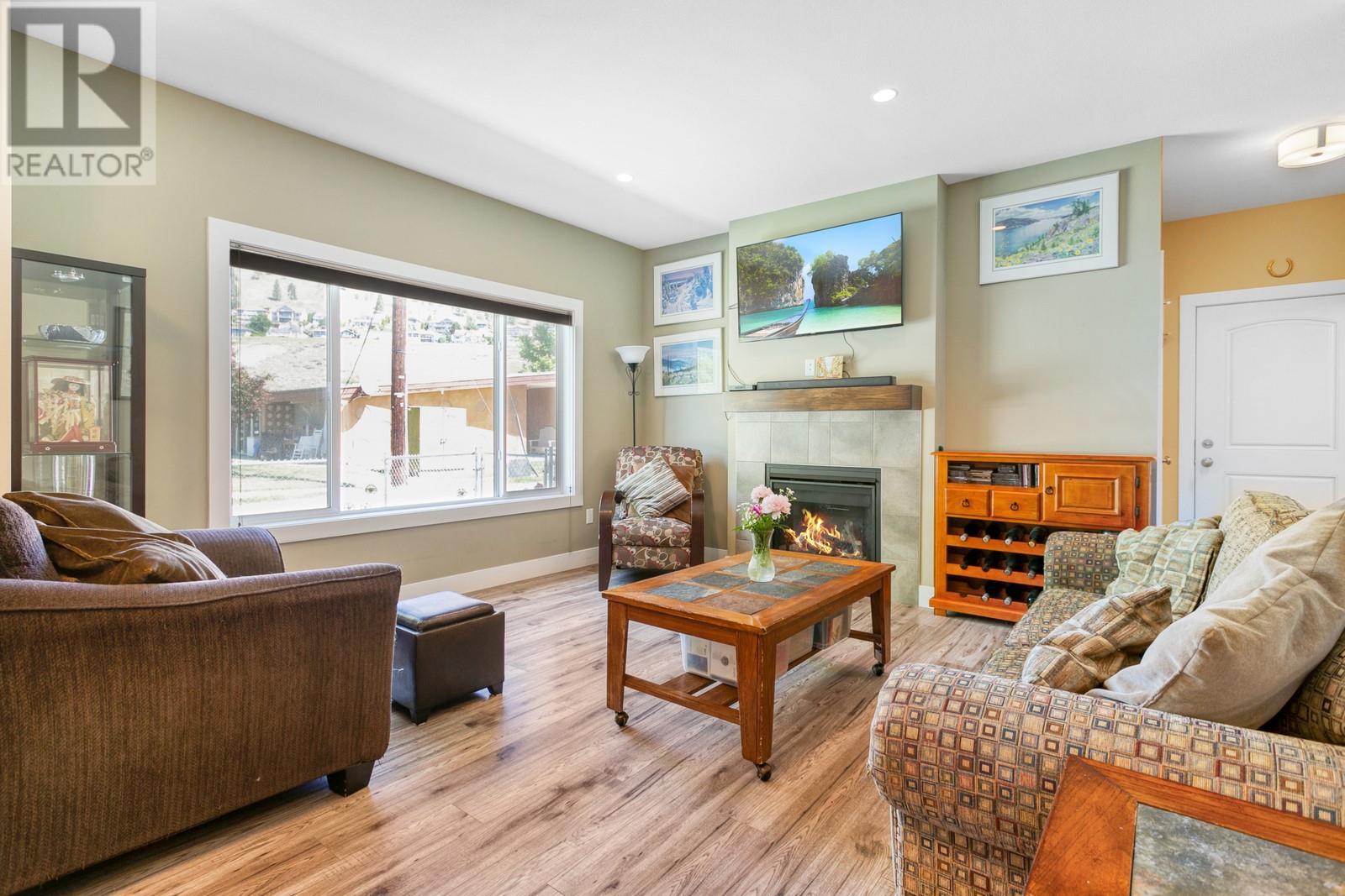 875-877 Jones Street, Kelowna, British Columbia  V1Y 2S6 - Photo 12 - 10345653