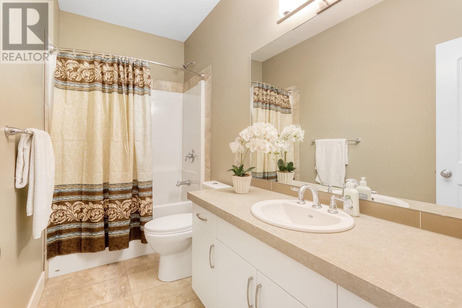 875-877 Jones Street, Kelowna, British Columbia  V1Y 2S6 - Photo 14 - 10345653