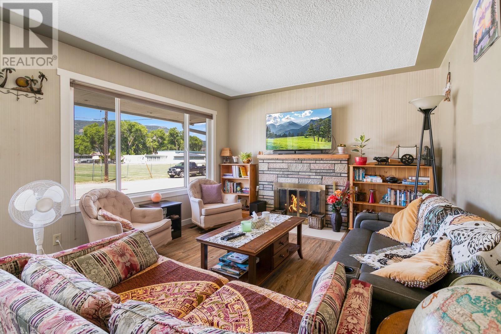 875-877 Jones Street, Kelowna, British Columbia  V1Y 2S6 - Photo 21 - 10345653